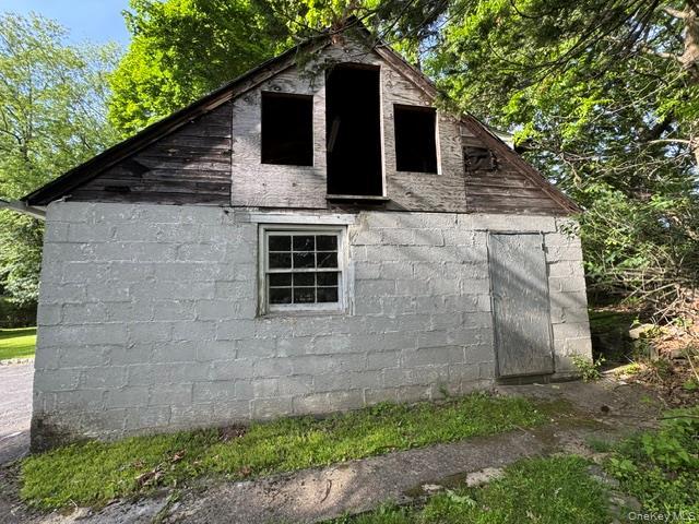 Single Family S Airmont Road  Rockland County, NY 10901, MLS-989916-37