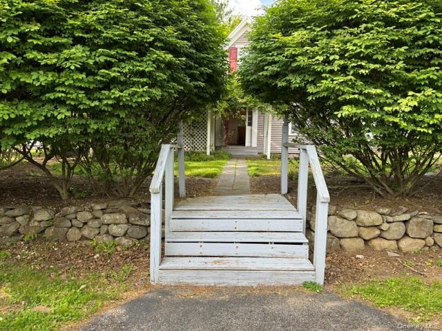 Single Family S Airmont Road  Rockland County, NY 10901, MLS-989916-42