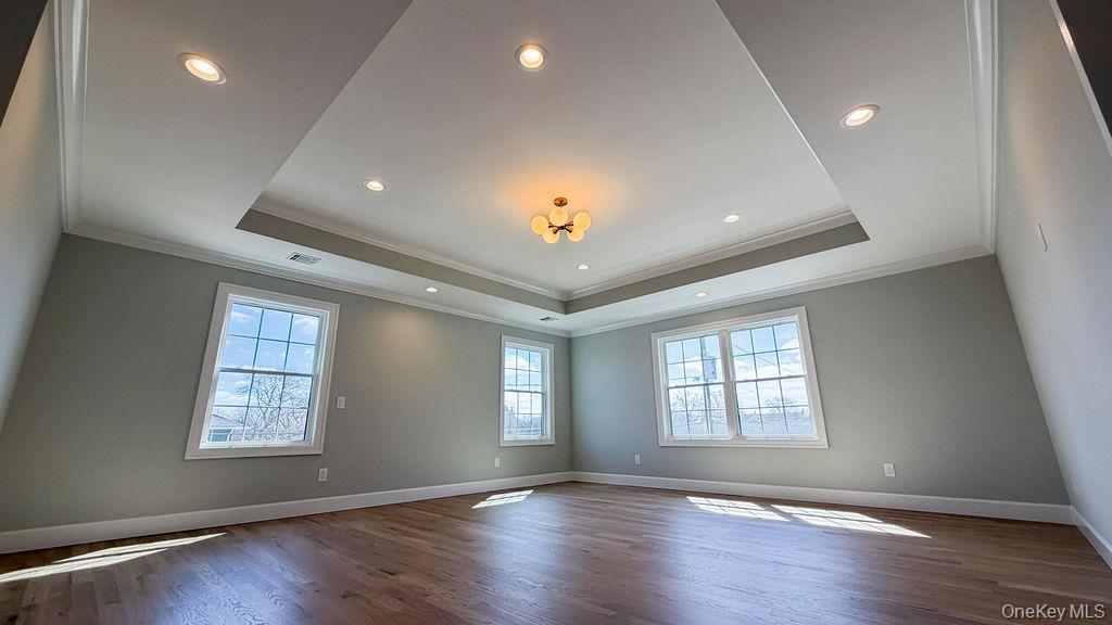 Single Family Hawthorne Drive N  Nassau County, NY 11793, MLS-989917-20