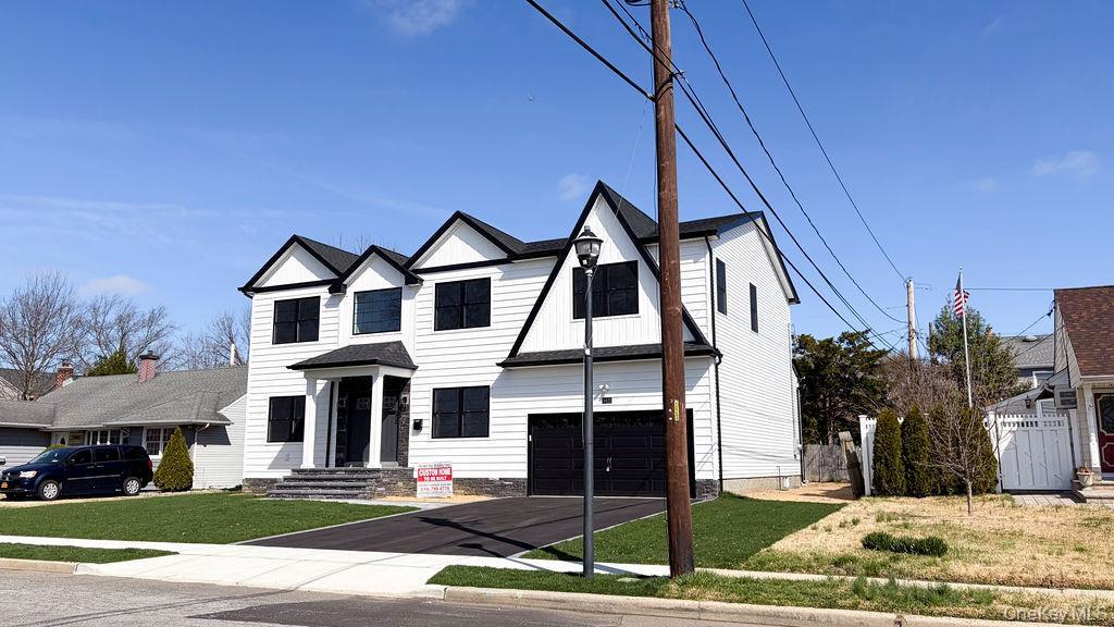 Single Family Hawthorne Drive N  Nassau County, NY 11793, MLS-989917-3