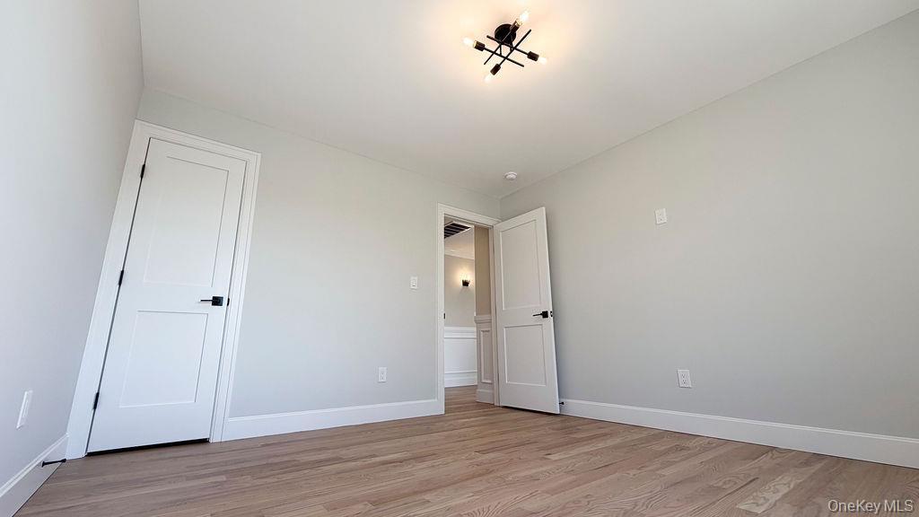 Single Family Hawthorne Drive N  Nassau County, NY 11793, MLS-989917-31