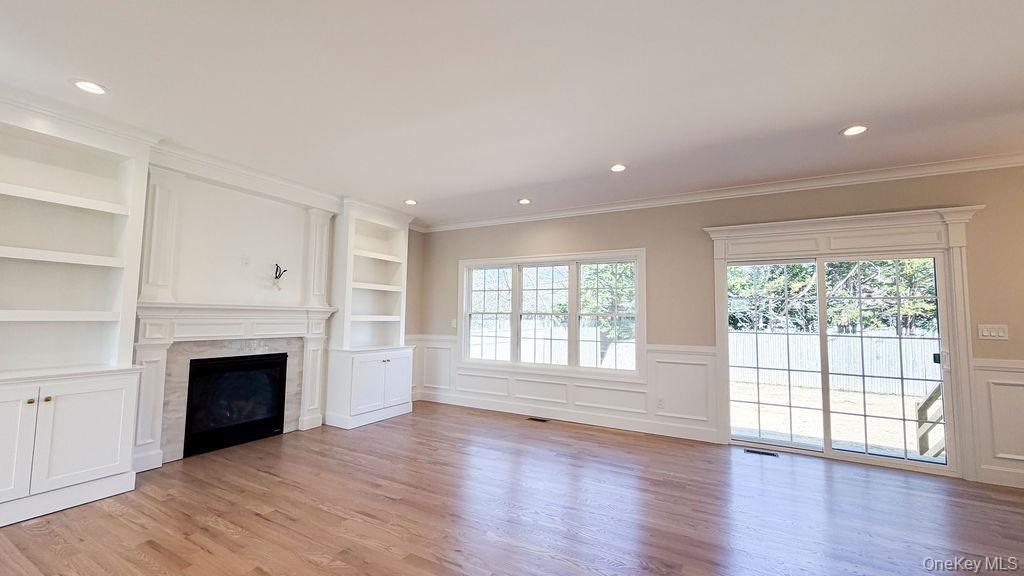 Single Family Hawthorne Drive N  Nassau County, NY 11793, MLS-989917-9