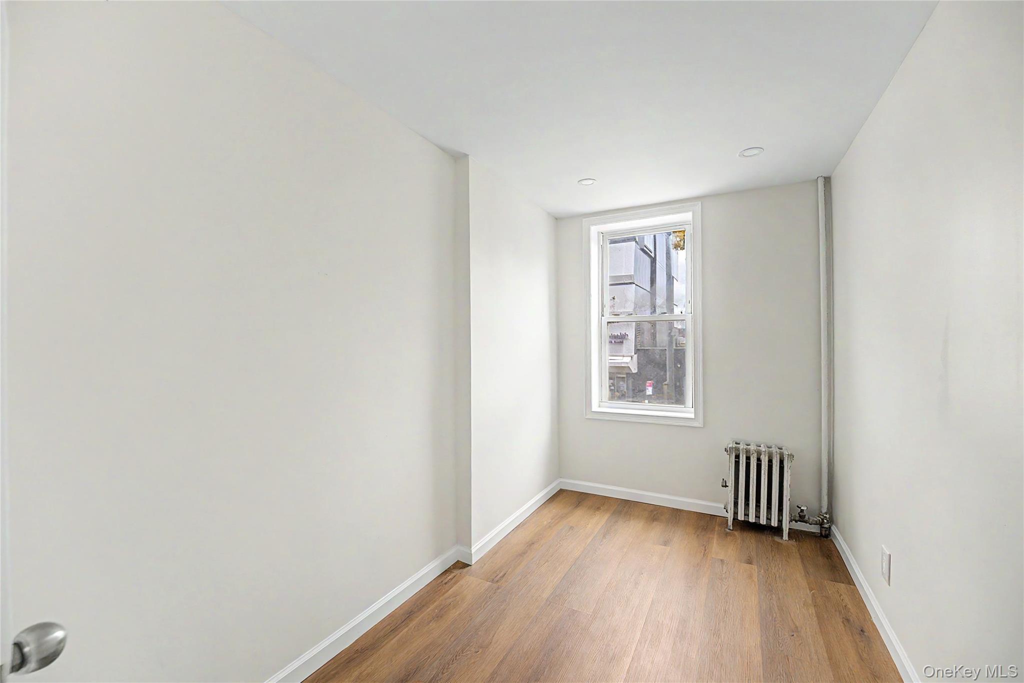 Single Family Pennsylvania Brooklyn, NY 11207, MLS-989924-20