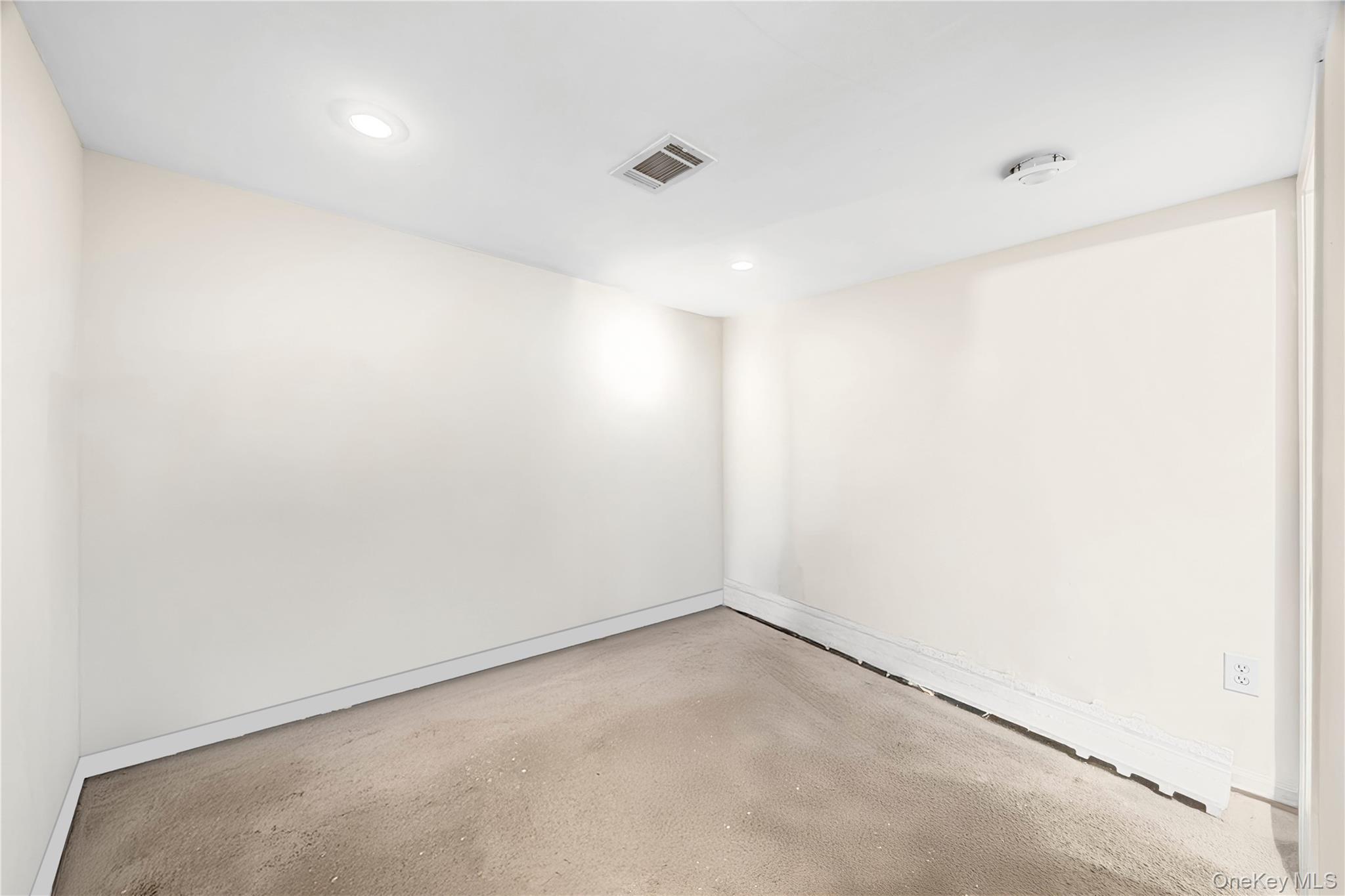 Single Family Jackson  Nassau County, NY 11003, MLS-989925-16