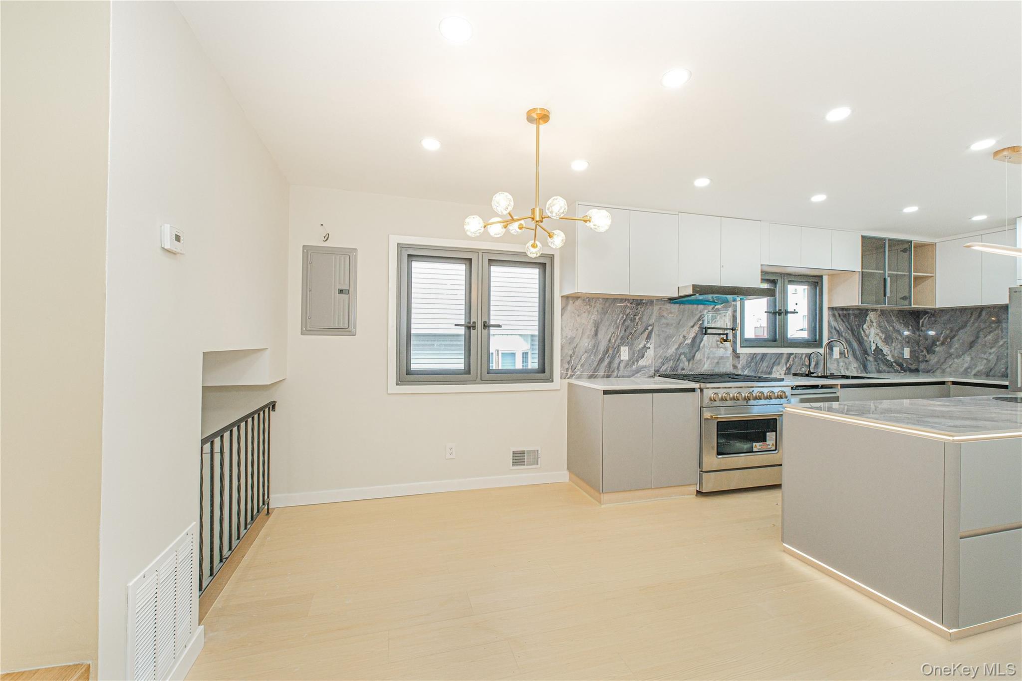 Single Family Beard  Staten Island, NY 10314, MLS-989956-14