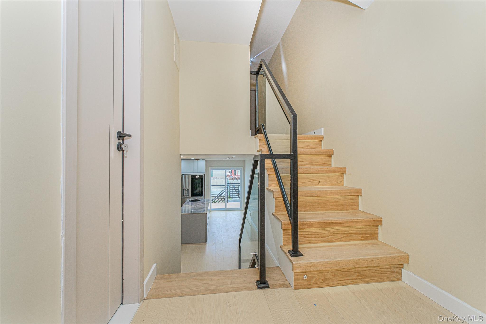 Single Family Beard  Staten Island, NY 10314, MLS-989956-20