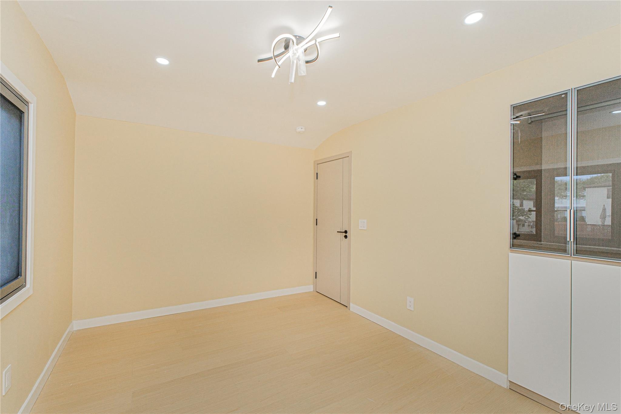 Single Family Beard  Staten Island, NY 10314, MLS-989956-23
