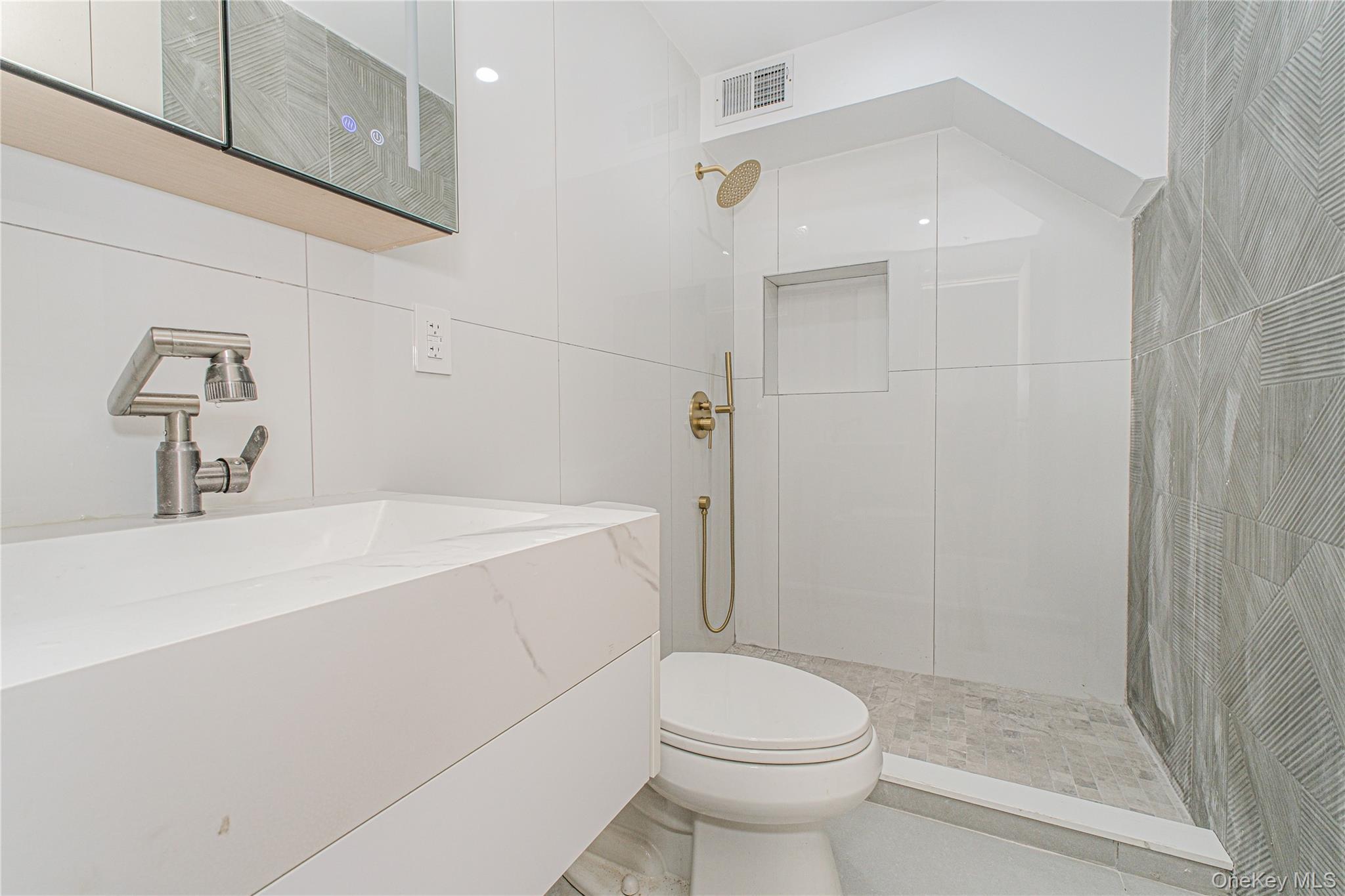 Single Family Beard  Staten Island, NY 10314, MLS-989956-30