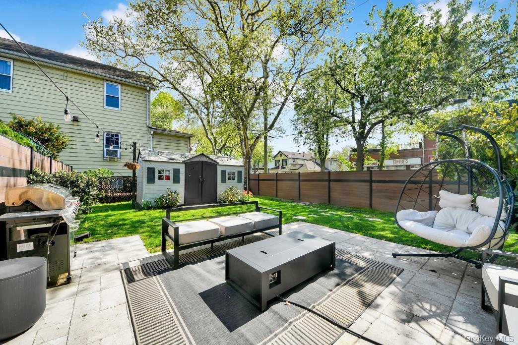 Single Family Philip  Bronx, NY 10465, MLS-989961-26