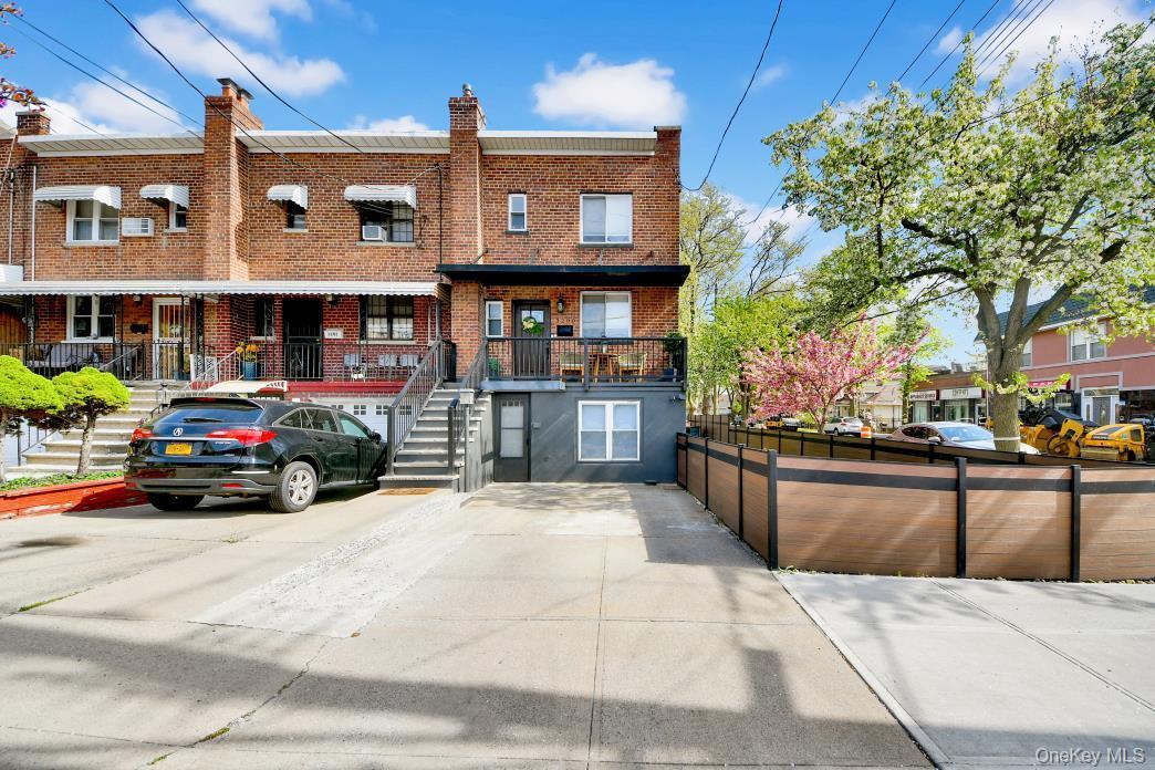Single Family Philip  Bronx, NY 10465, MLS-989961-29