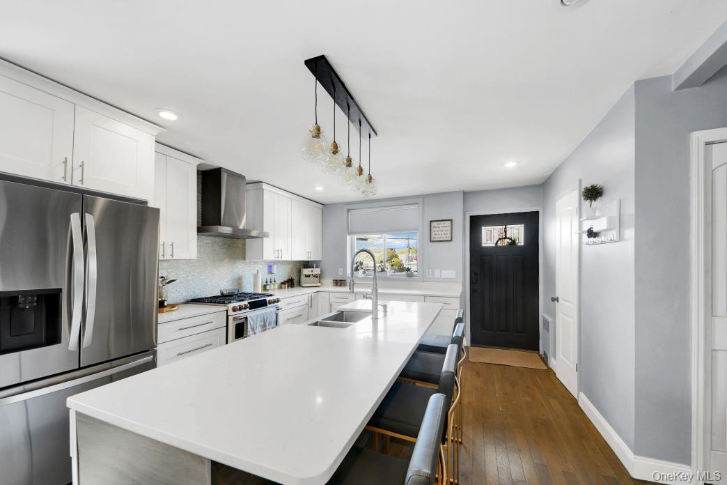 Single Family Philip  Bronx, NY 10465, MLS-989961-4