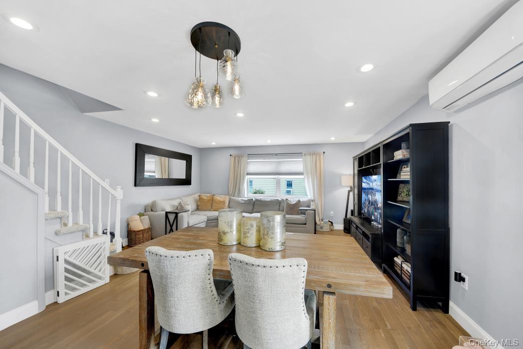 Single Family Philip  Bronx, NY 10465, MLS-989961-8