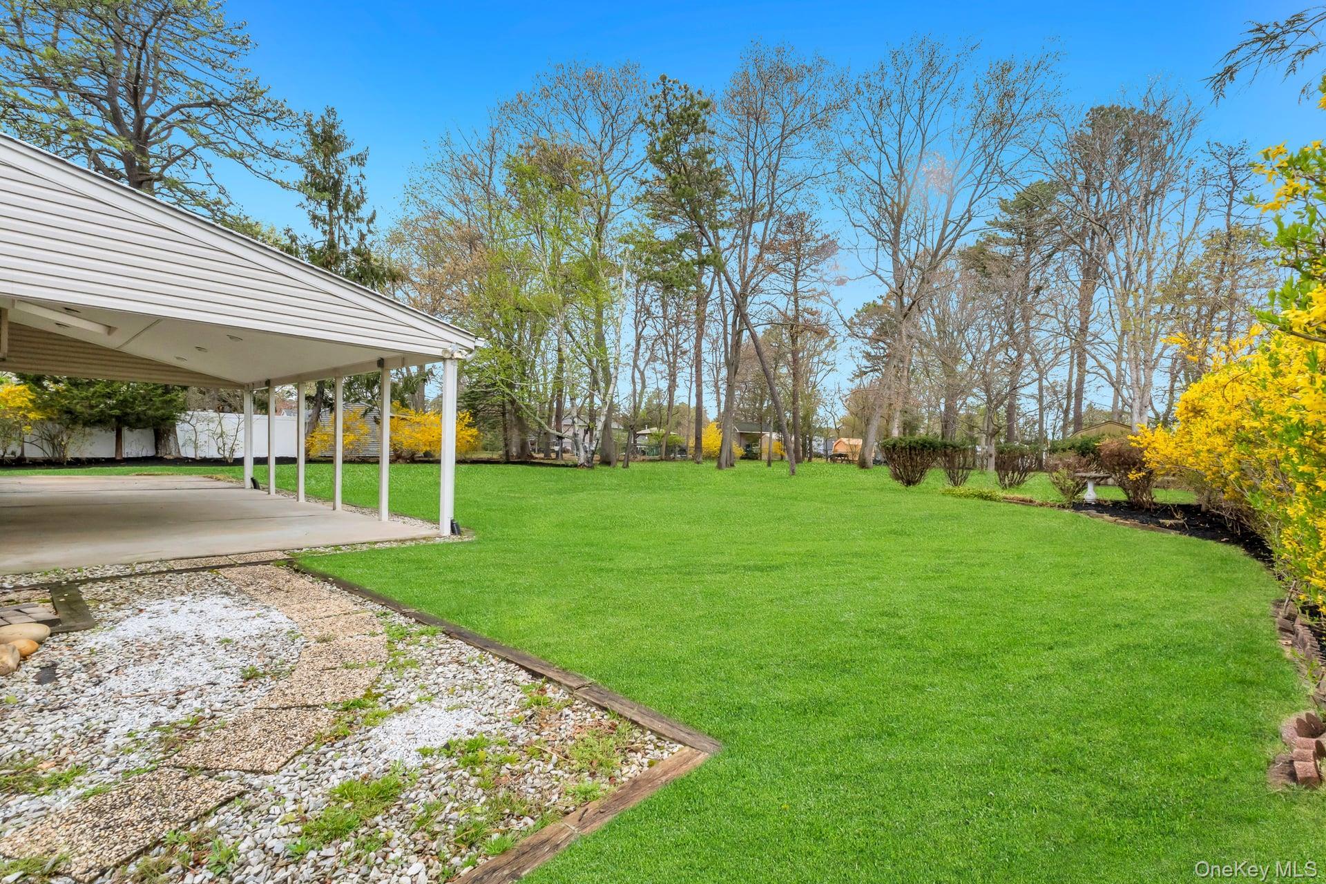 Single Family Nathan  Suffolk County, NY 11716, MLS-989962-9