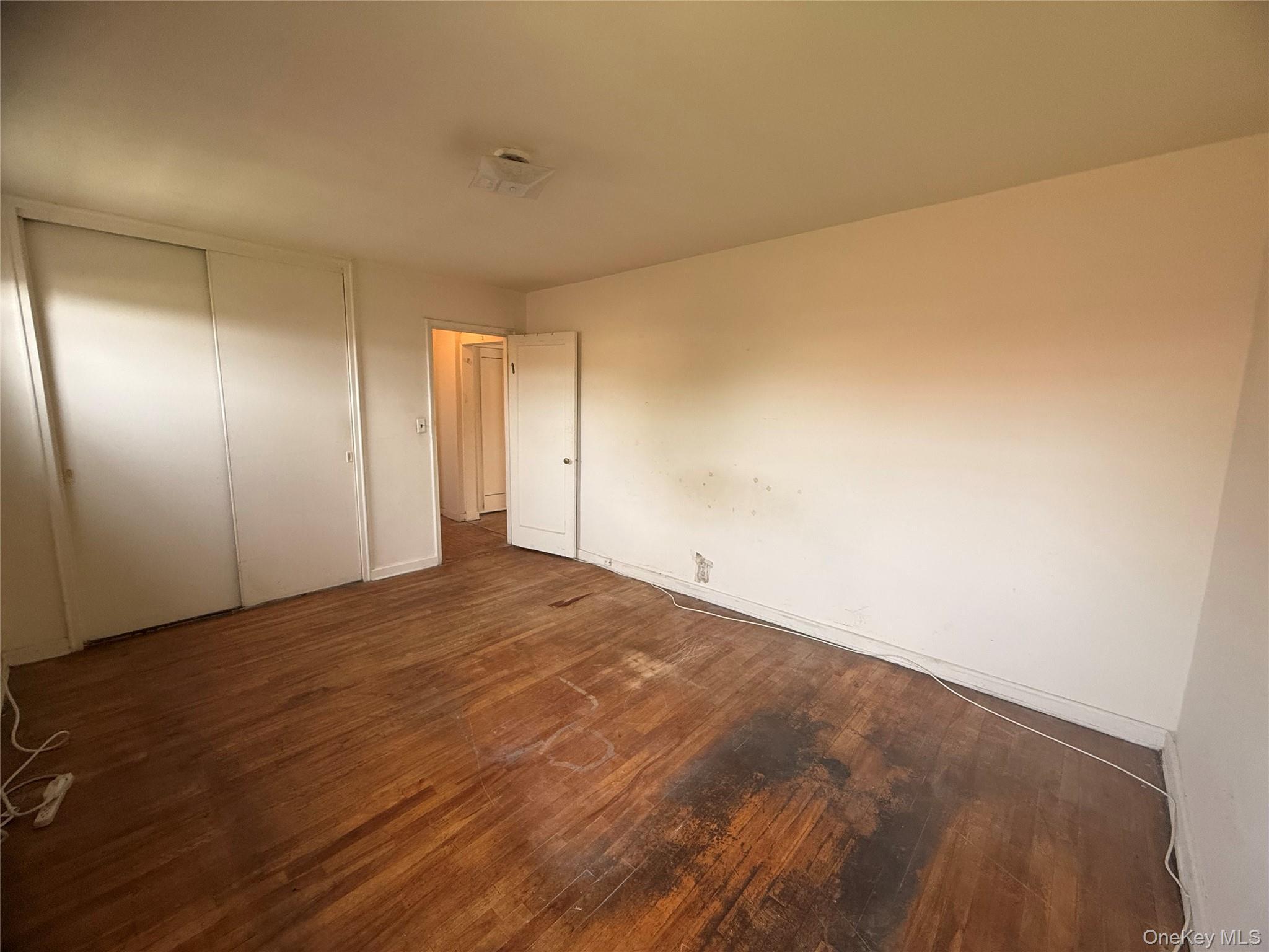 Coop 69th  Queens, NY 11365, MLS-989970-8