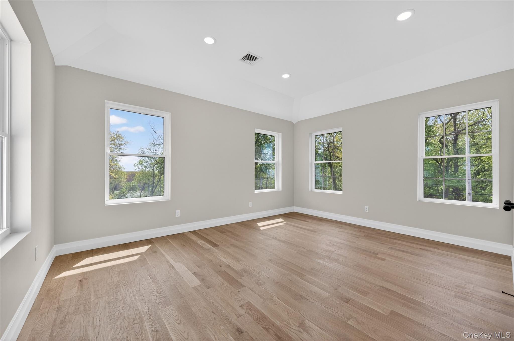 Single Family Ridge Drive  Nassau County, NY 11050, MLS-989974-31