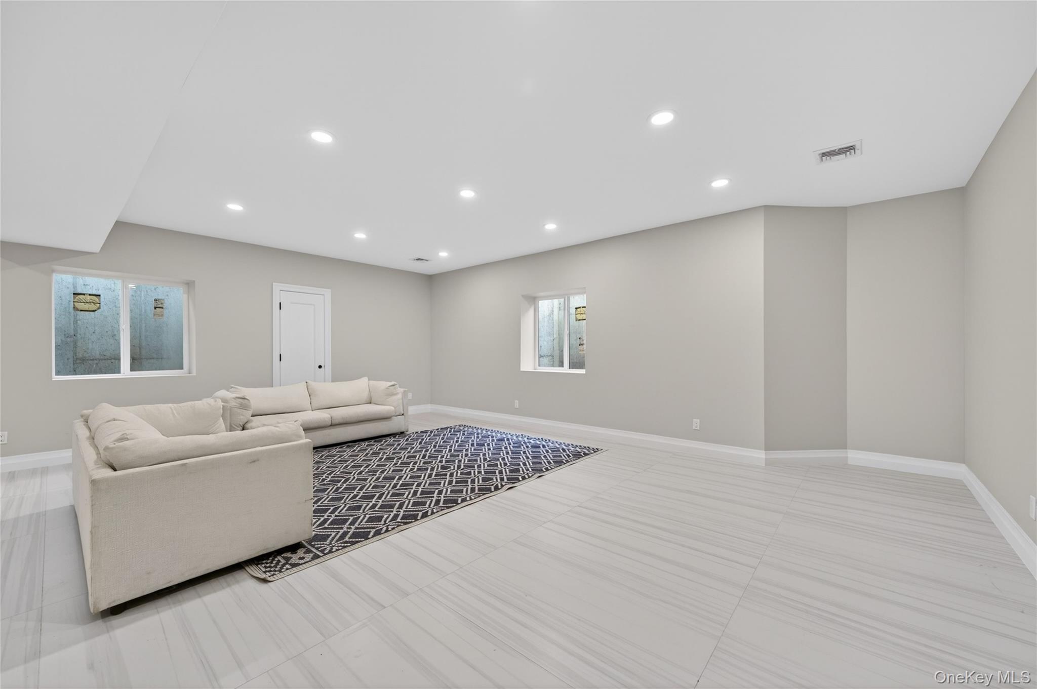 Single Family Ridge Drive Nassau County, NY 11050, MLS-989974-38