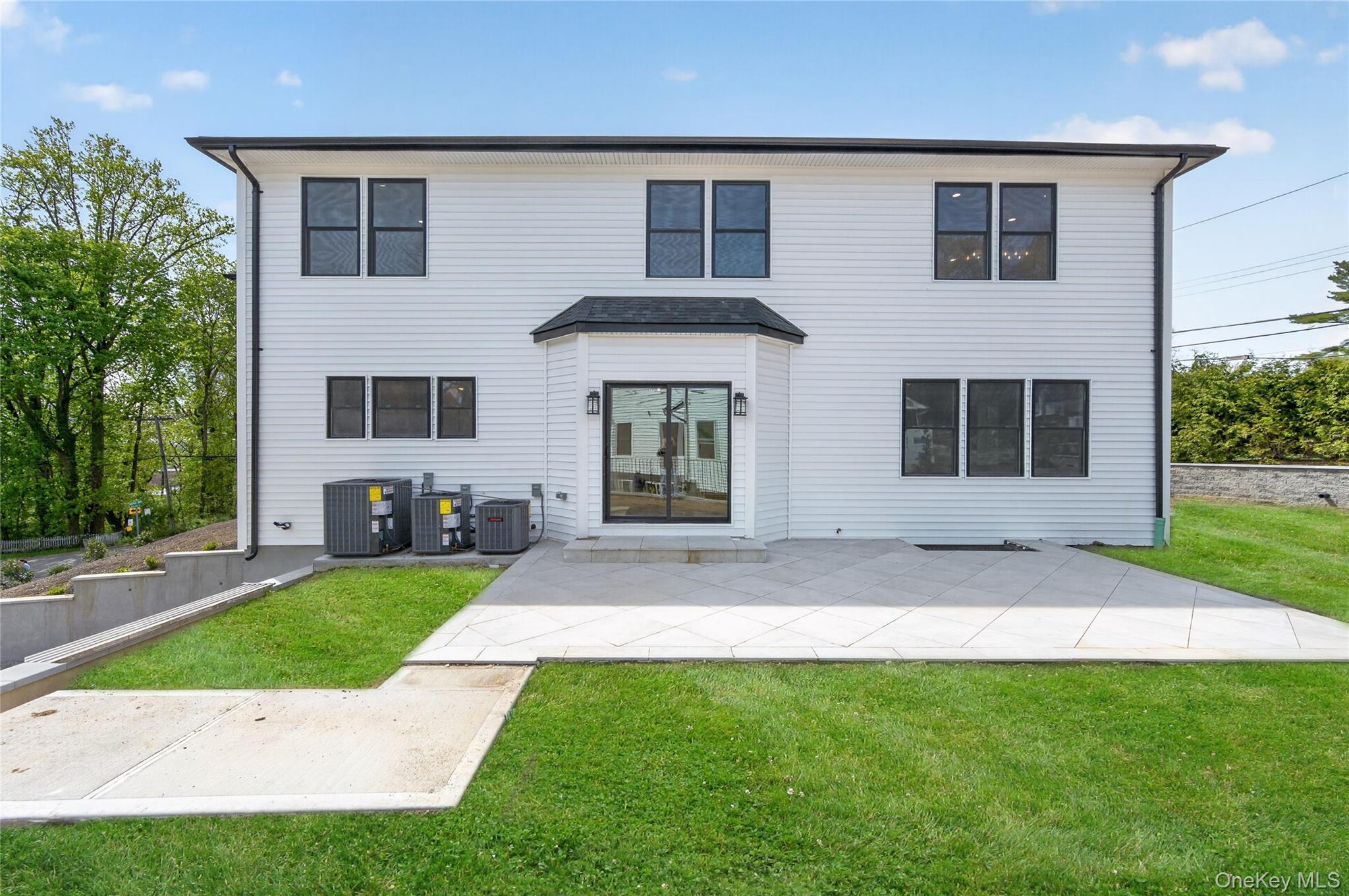 Single Family Ridge Drive Nassau County, NY 11050, MLS-989974-41