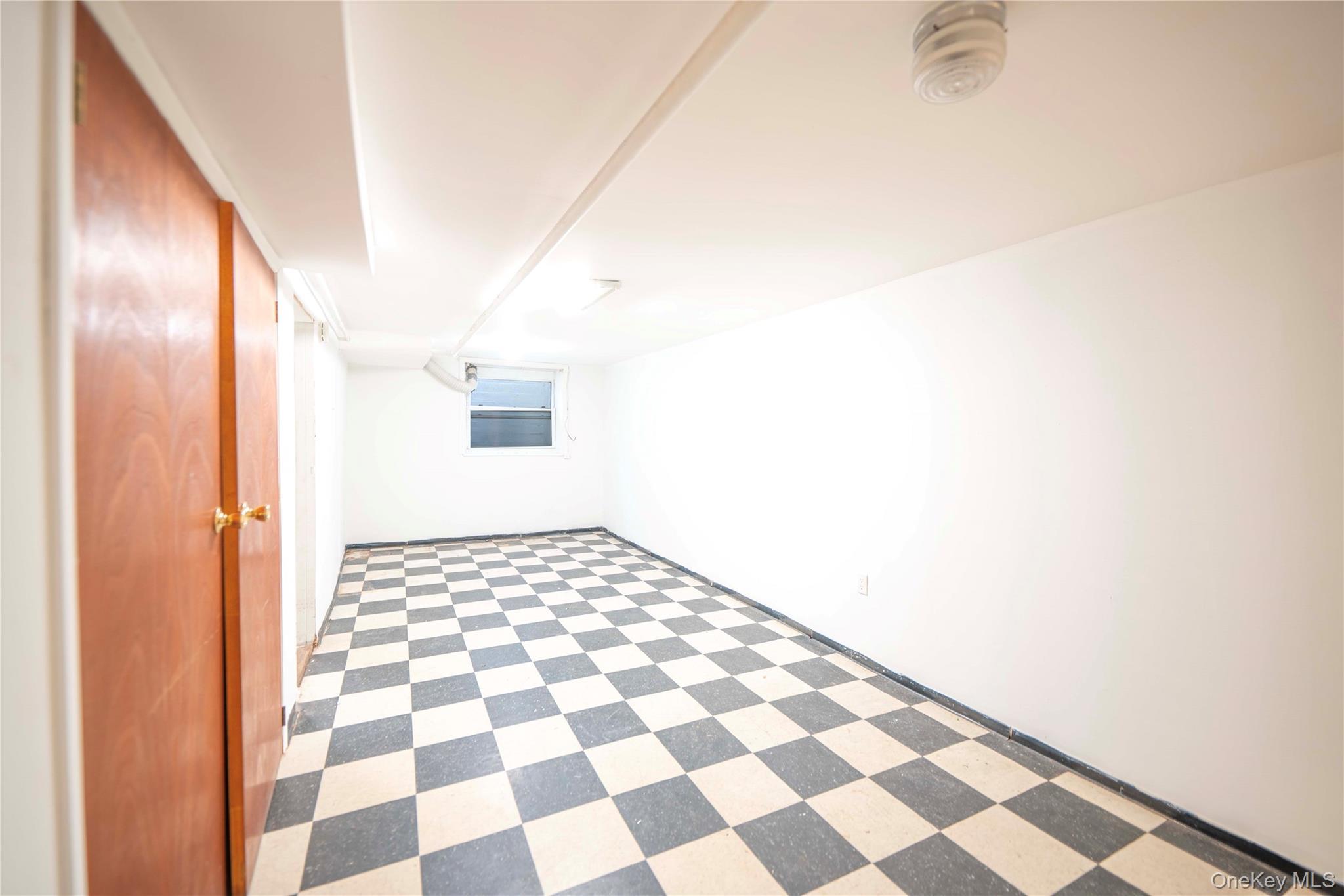 Single Family 115th  Queens, NY 11356, MLS-989977-10