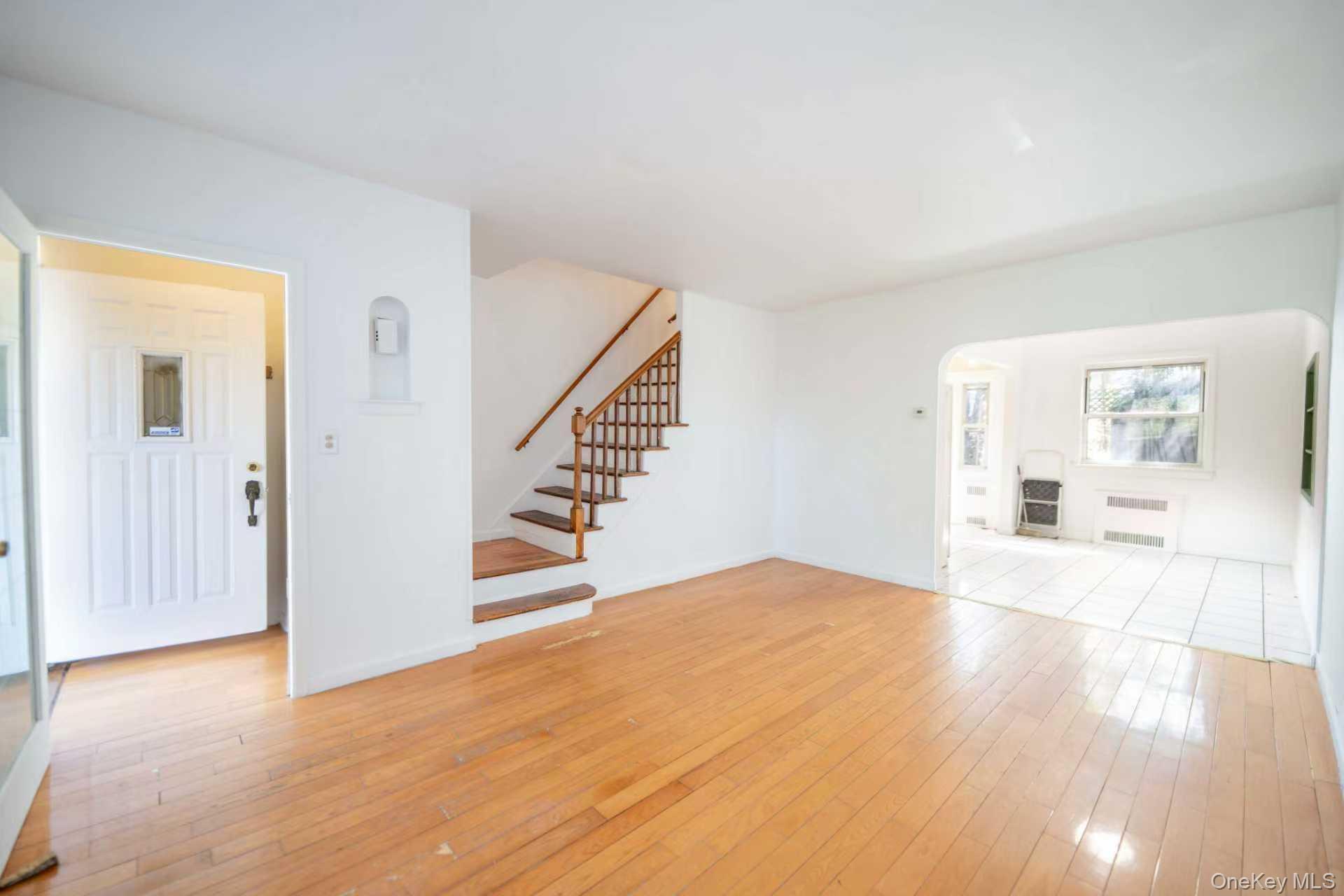 Single Family 115th  Queens, NY 11356, MLS-989977-3