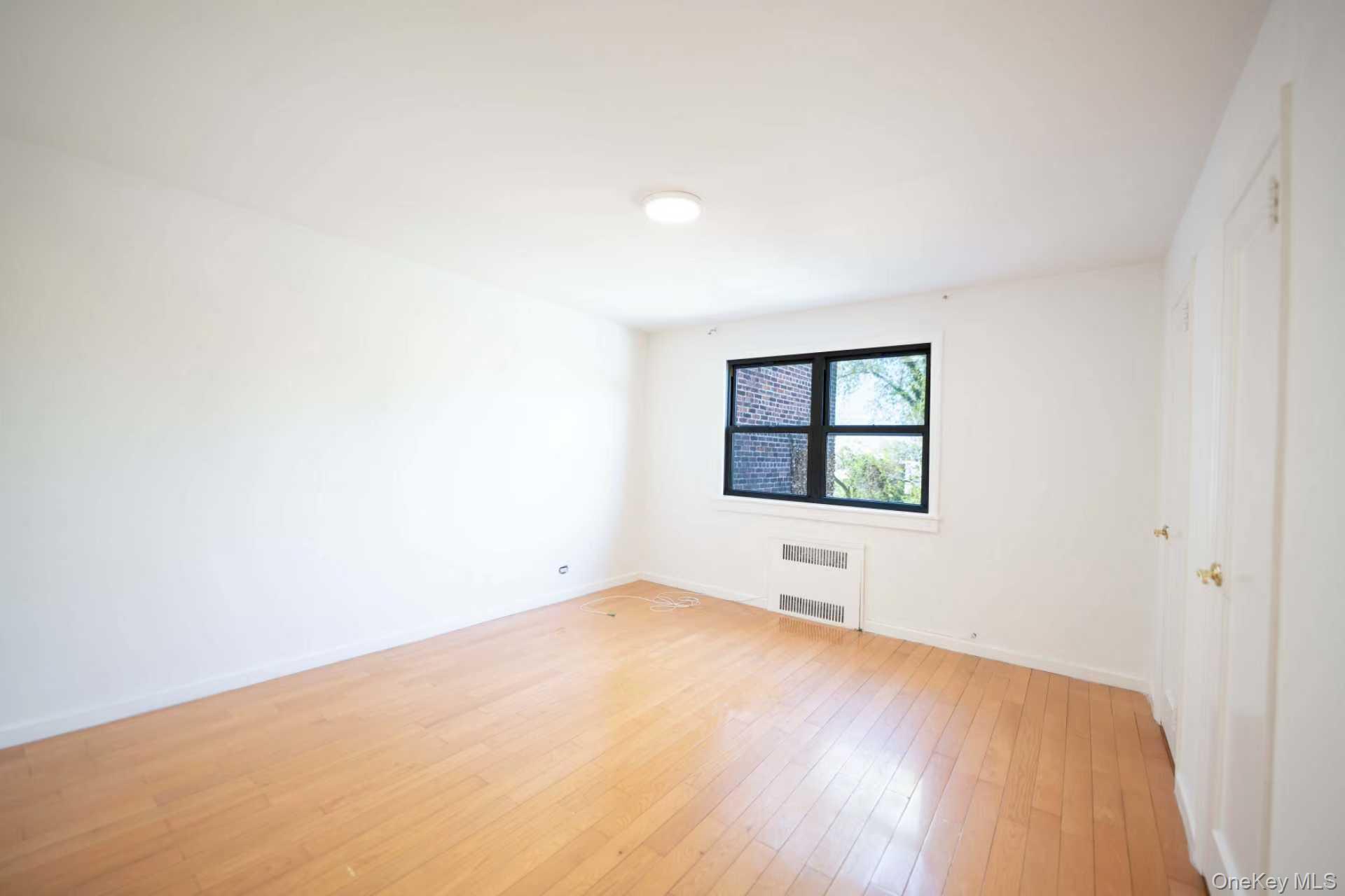 Single Family 115th  Queens, NY 11356, MLS-989977-8