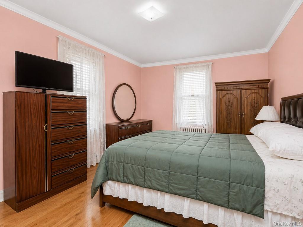 Single Family Holland  Bronx, NY 10467, MLS-989978-11
