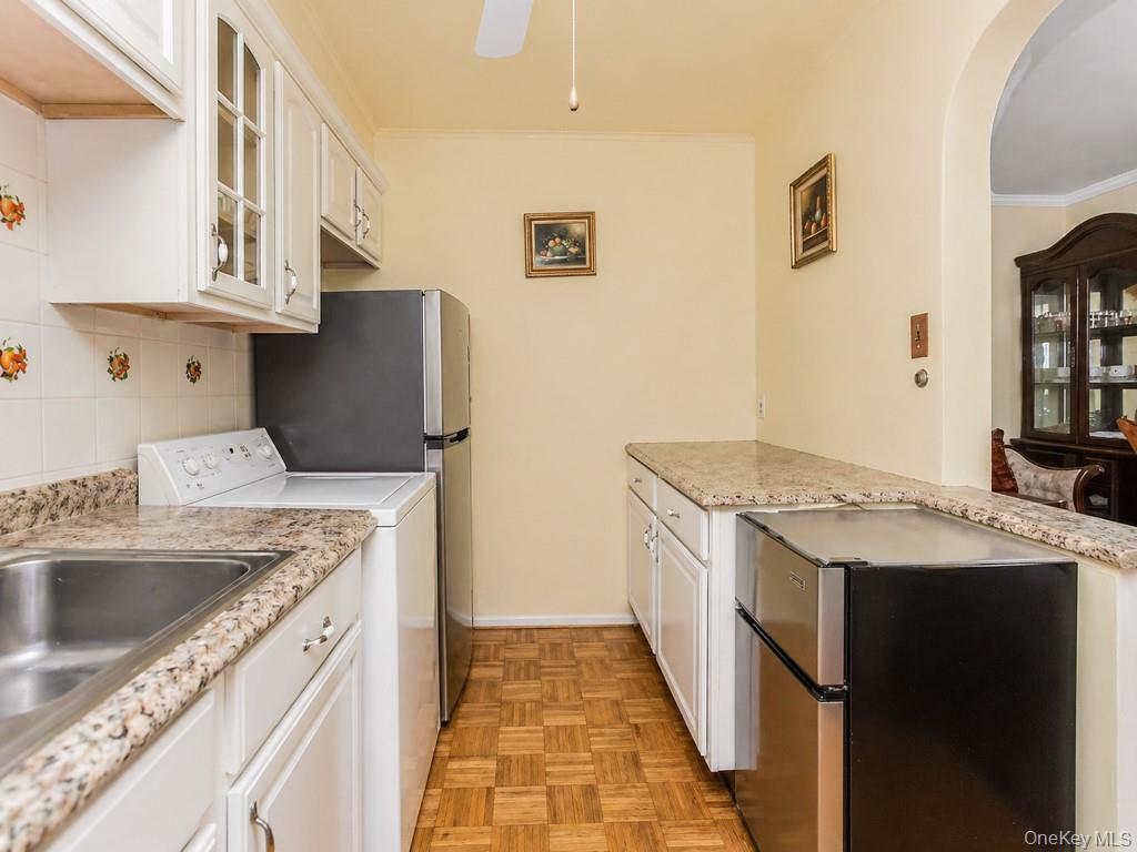 Single Family Holland  Bronx, NY 10467, MLS-989978-17