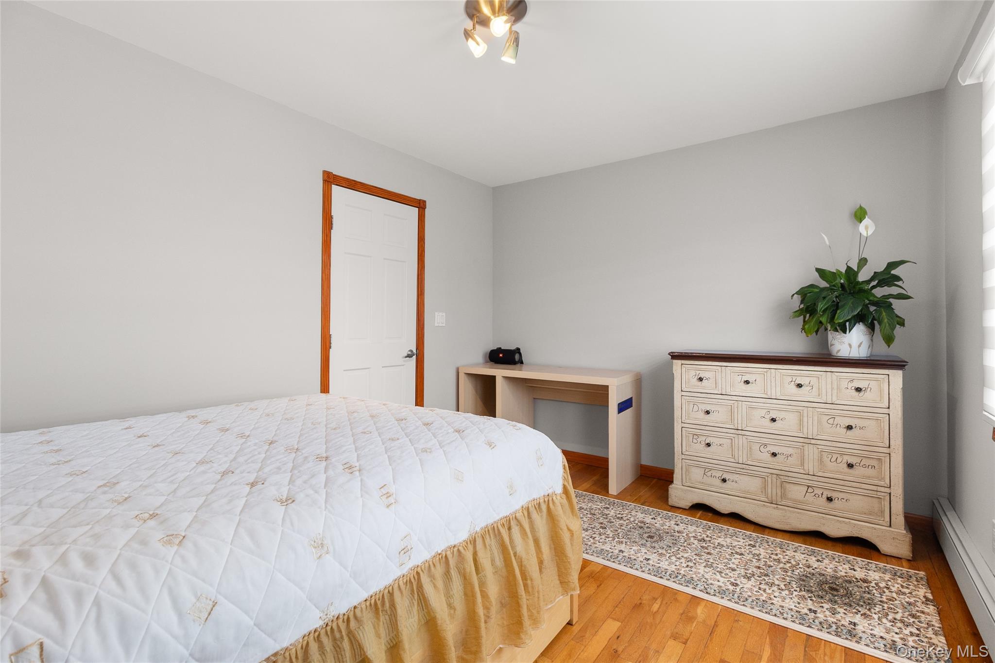 Single Family Pratt  Suffolk County, NY 11704, MLS-989982-18