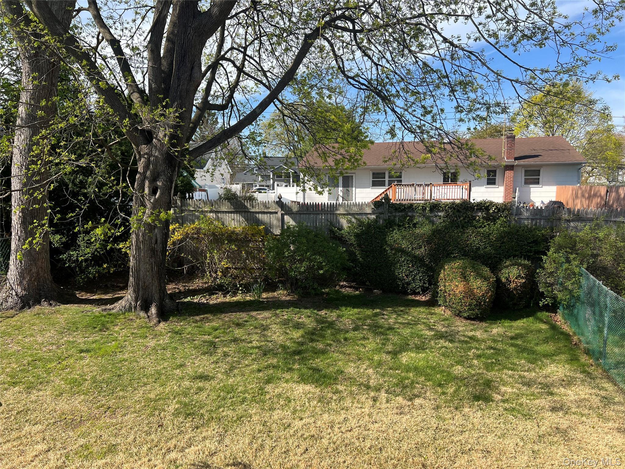 Single Family Thoreau  Suffolk County, NY 11703, MLS-989983-17