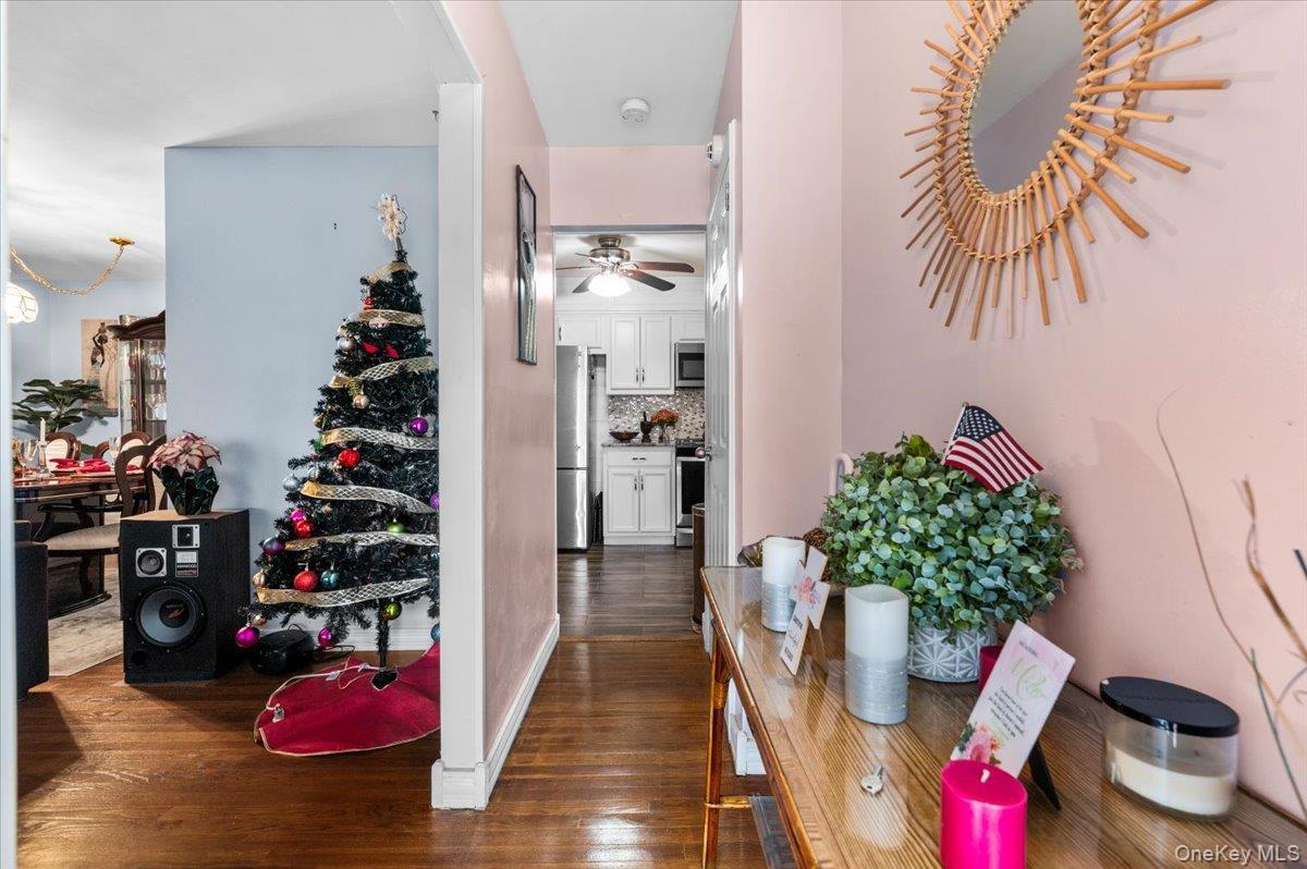 Single Family Maple  Nassau County, NY 11553, MLS-989990-3