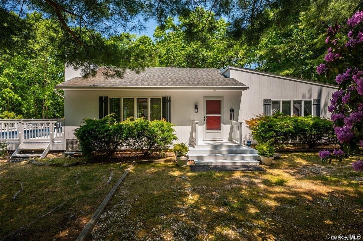 Single Family Van Scoys Path W Suffolk County, NY 11937, MLS-990024-19