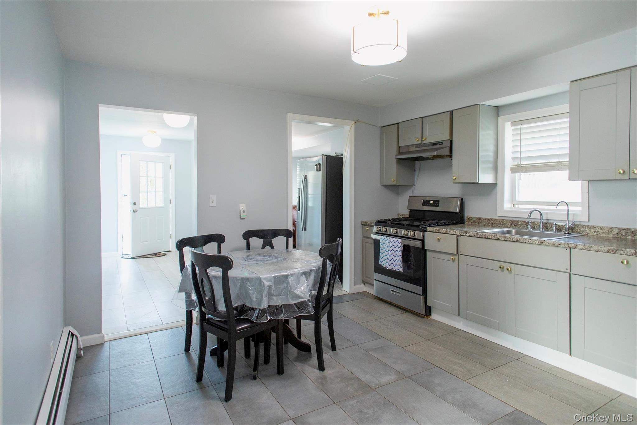 Single Family Brightside  Suffolk County, NY 11722, MLS-990030-6