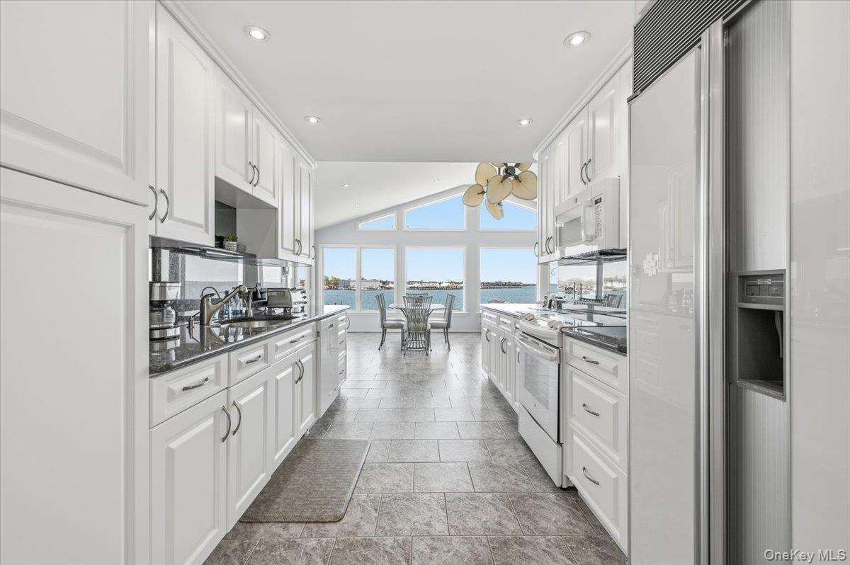 Single Family Shore Drive Nassau County, NY 11566, MLS-990032-10
