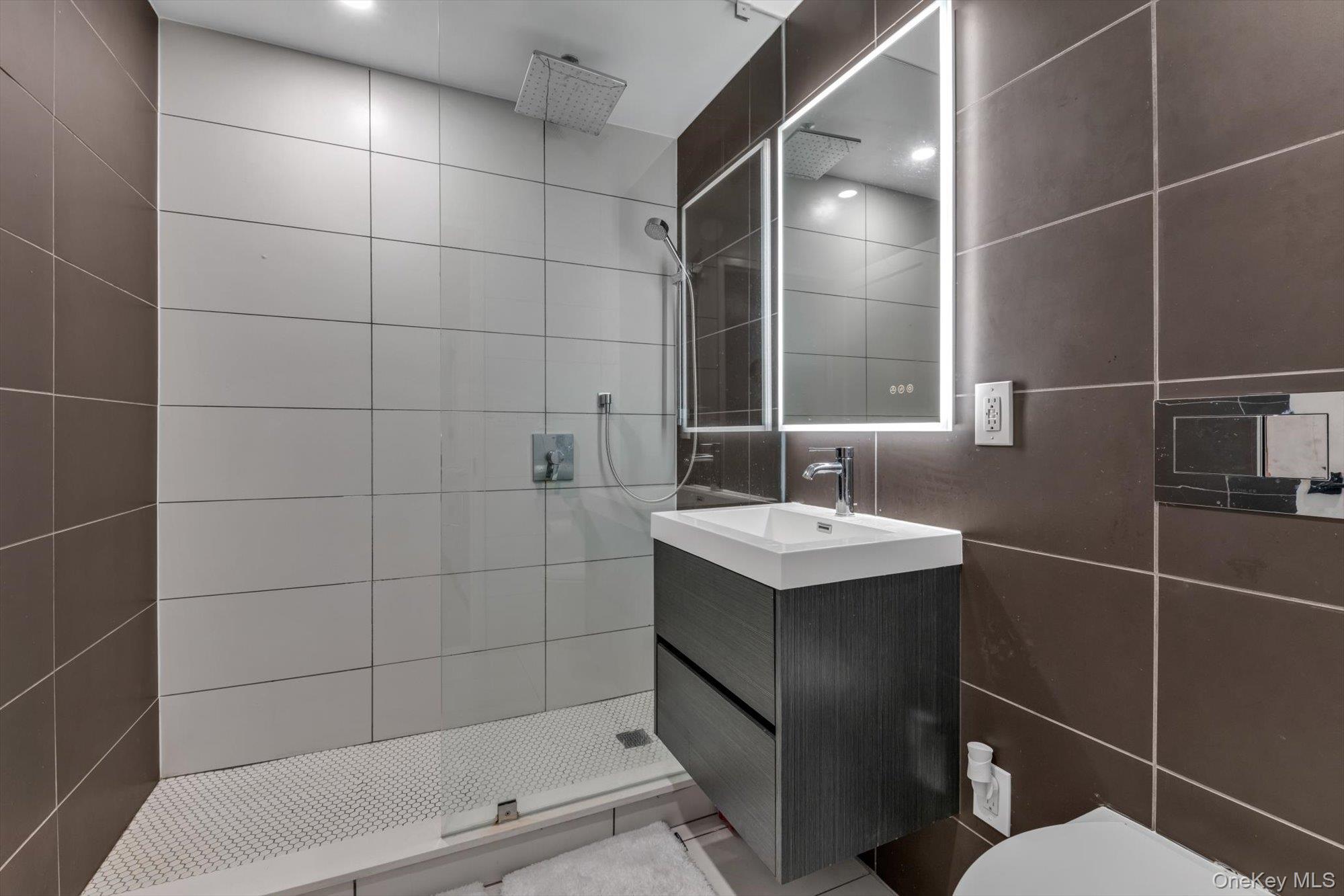 Condo 63rd Street Brooklyn, NY 11219, MLS-990056-8