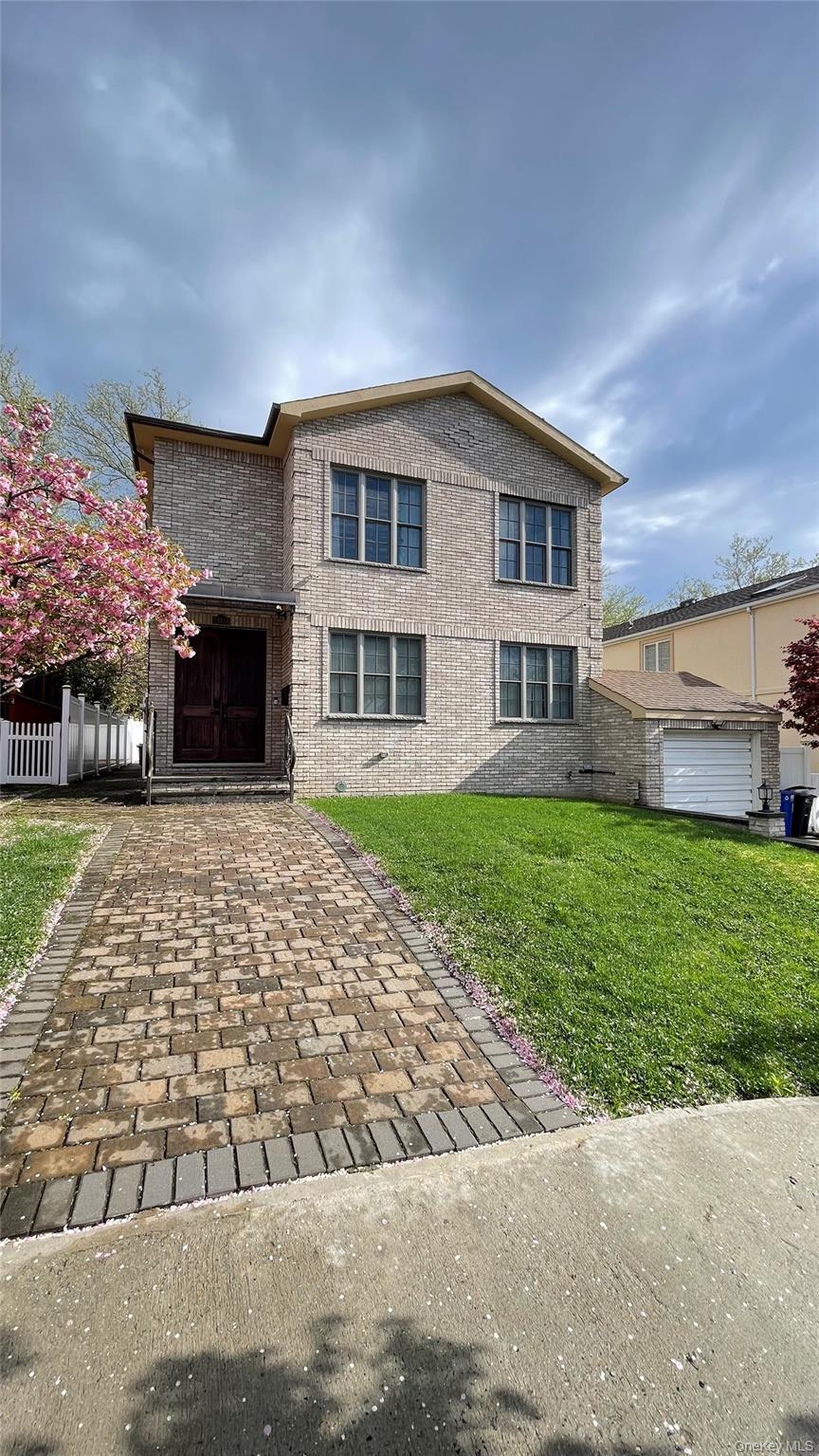 Single Family Van Zandt Avenue Queens, NY 11362, MLS-990066-2