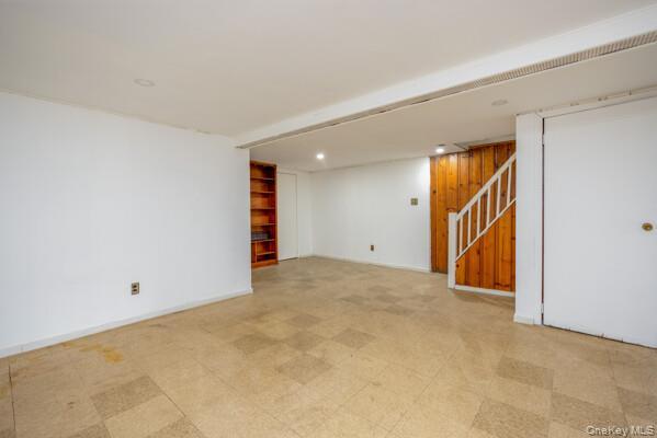 Single Family Selover  Queens, NY 11434, MLS-990071-23