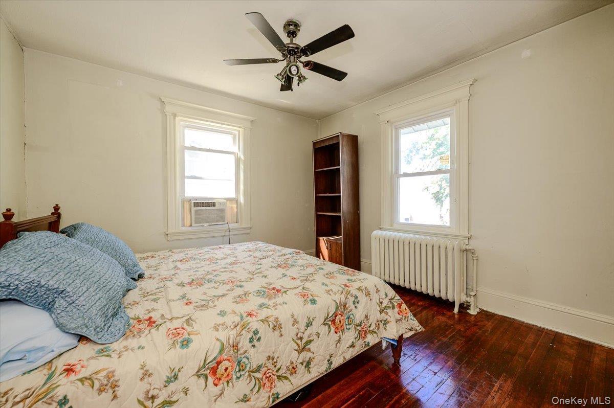 Single Family Davis Avenue  Staten Island, NY 10310, MLS-990086-12