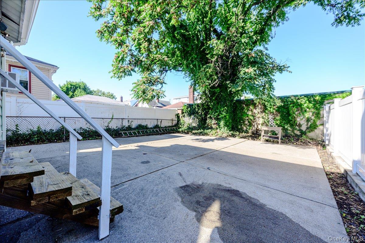 Single Family Davis Avenue  Staten Island, NY 10310, MLS-990086-19