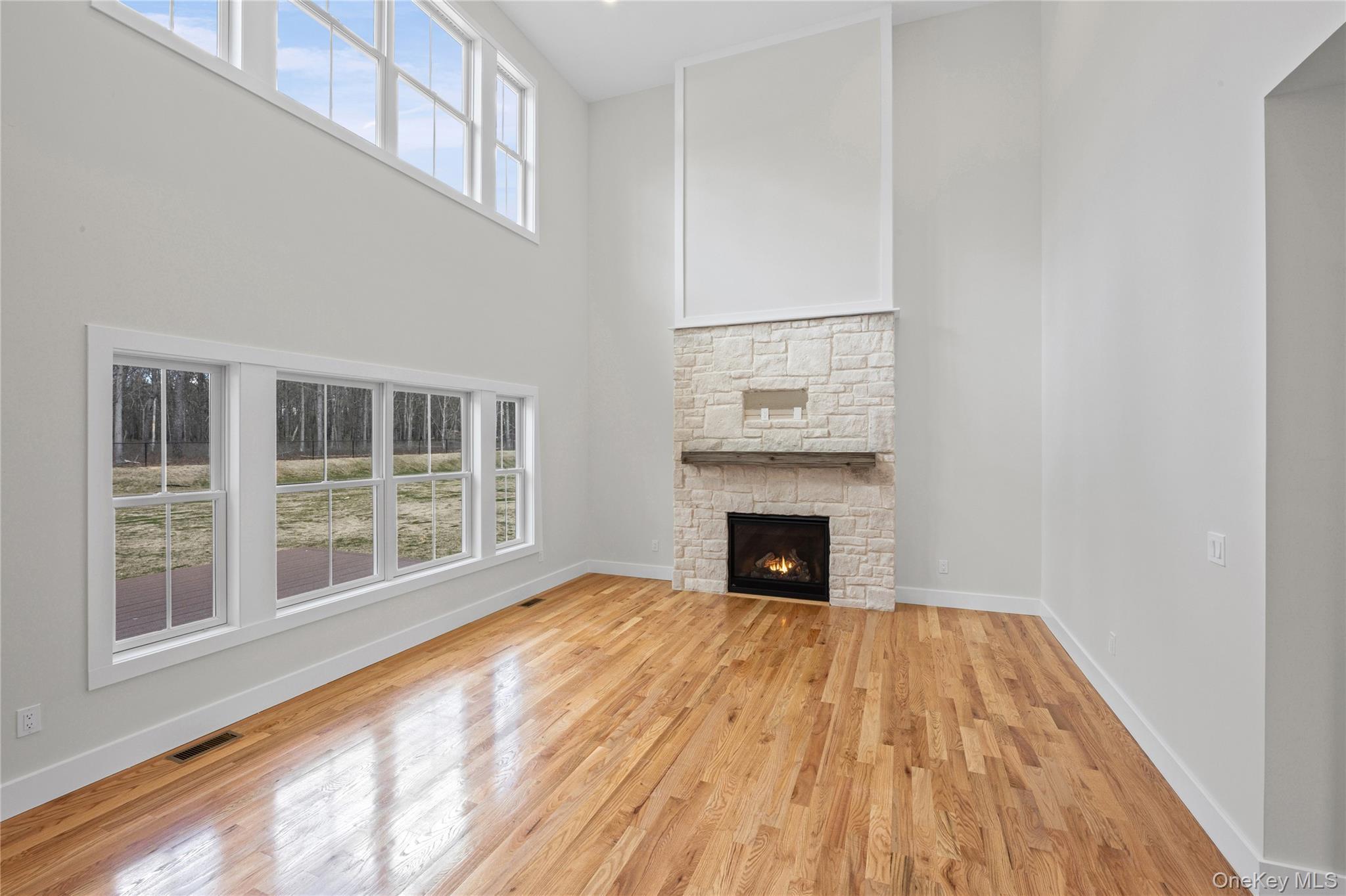 Single Family Jersey Avenue  Suffolk County, NY 11764, MLS-990098-10