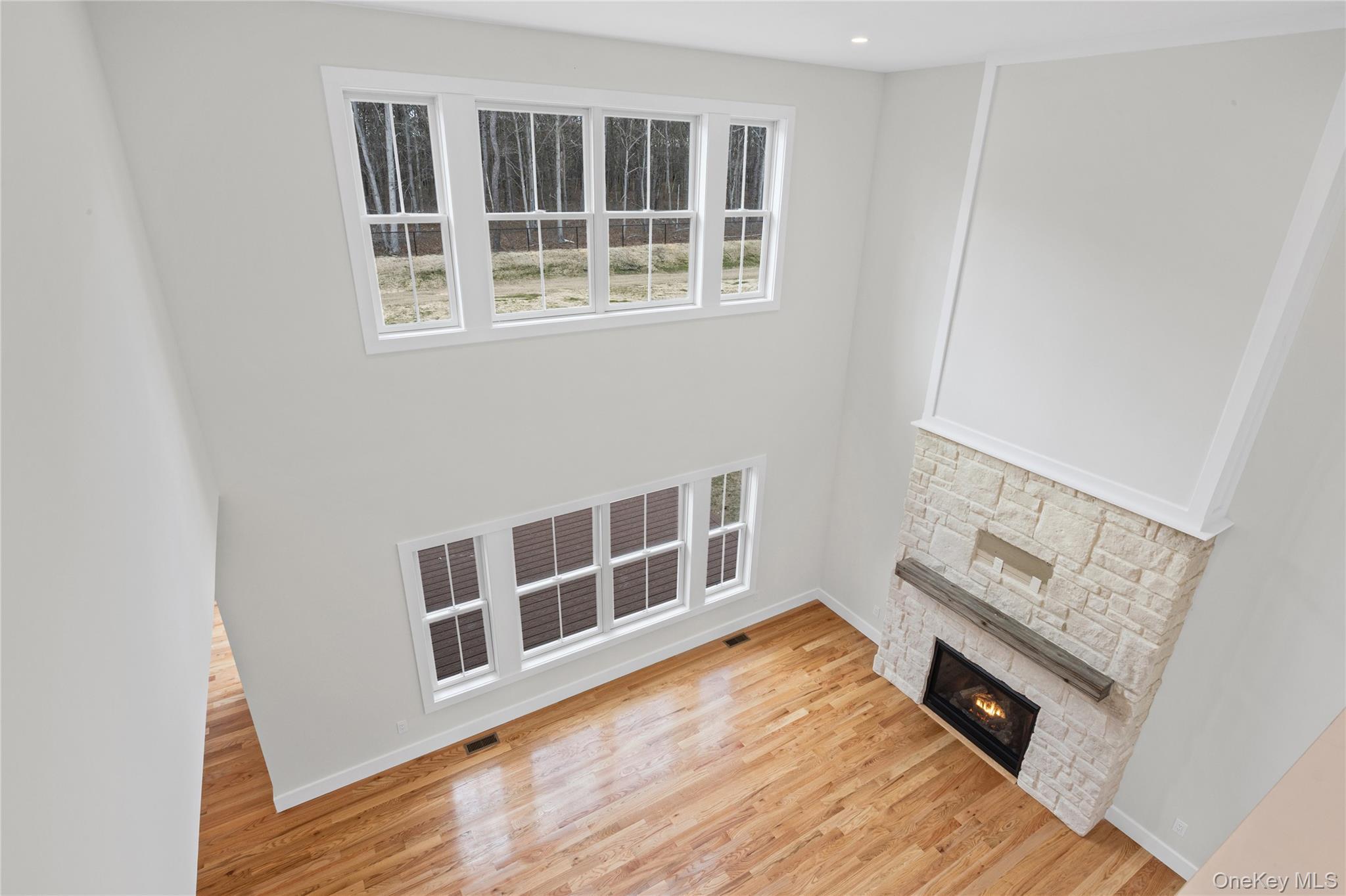 Single Family Jersey Avenue  Suffolk County, NY 11764, MLS-990098-30