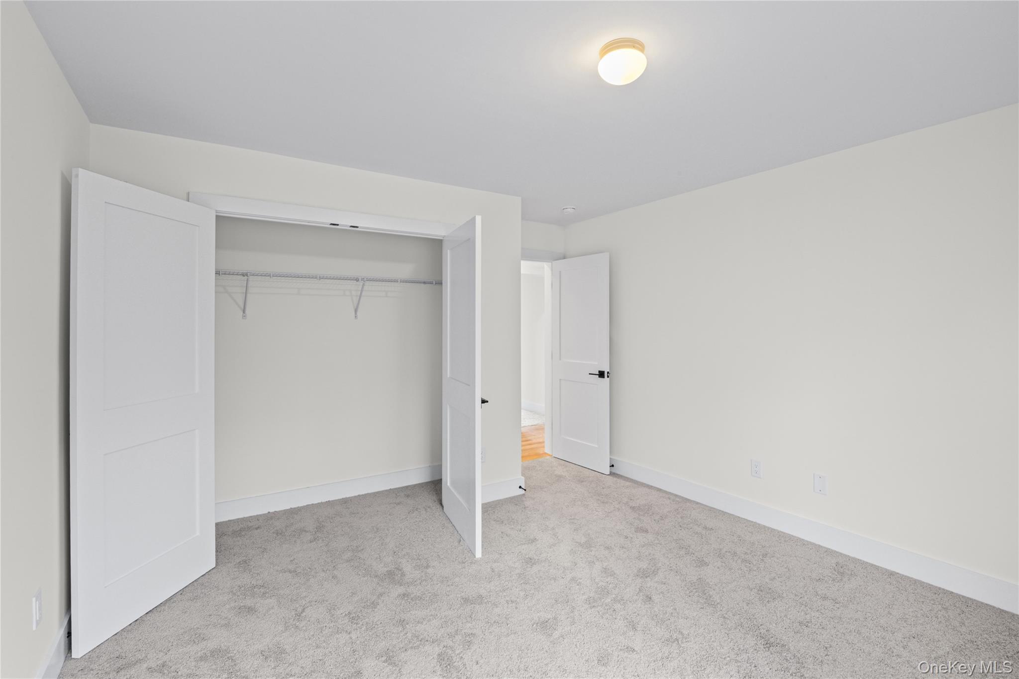 Single Family Jersey Avenue  Suffolk County, NY 11764, MLS-990098-38