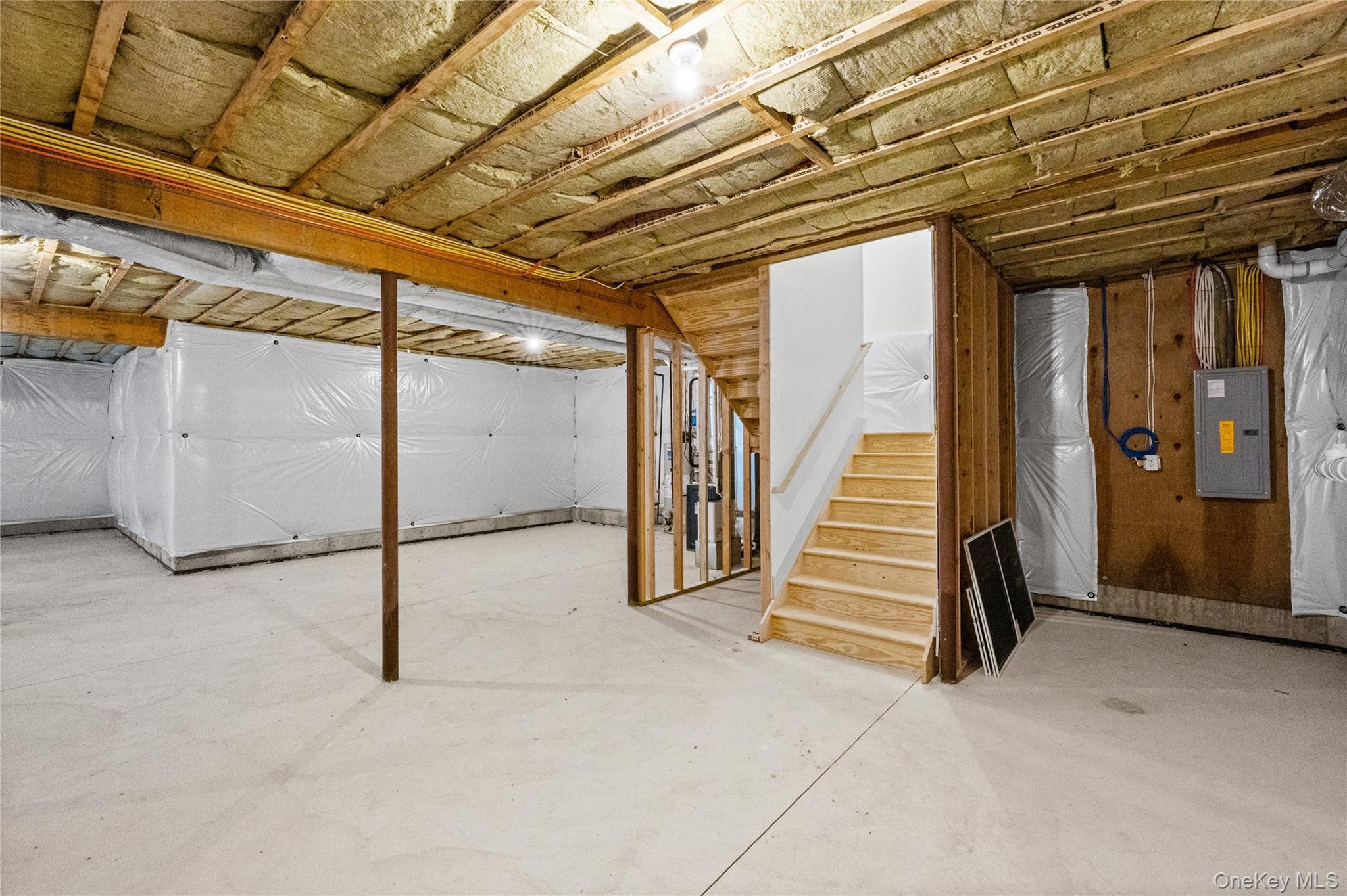 Single Family Jersey Avenue  Suffolk County, NY 11764, MLS-990098-43