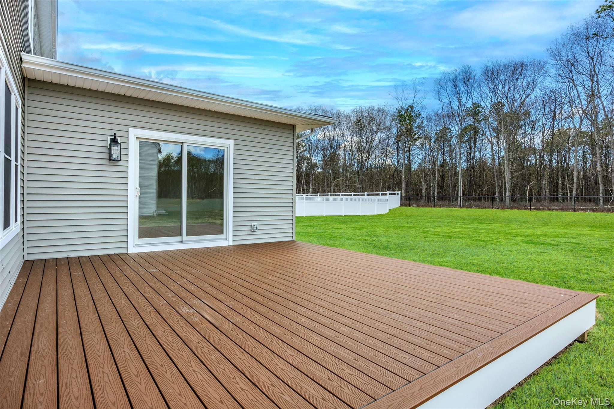 Single Family Jersey Avenue  Suffolk County, NY 11764, MLS-990098-6