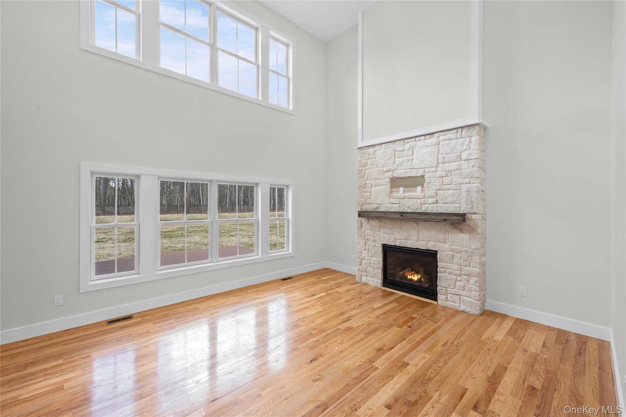 Single Family Jersey Avenue  Suffolk County, NY 11764, MLS-990098-9