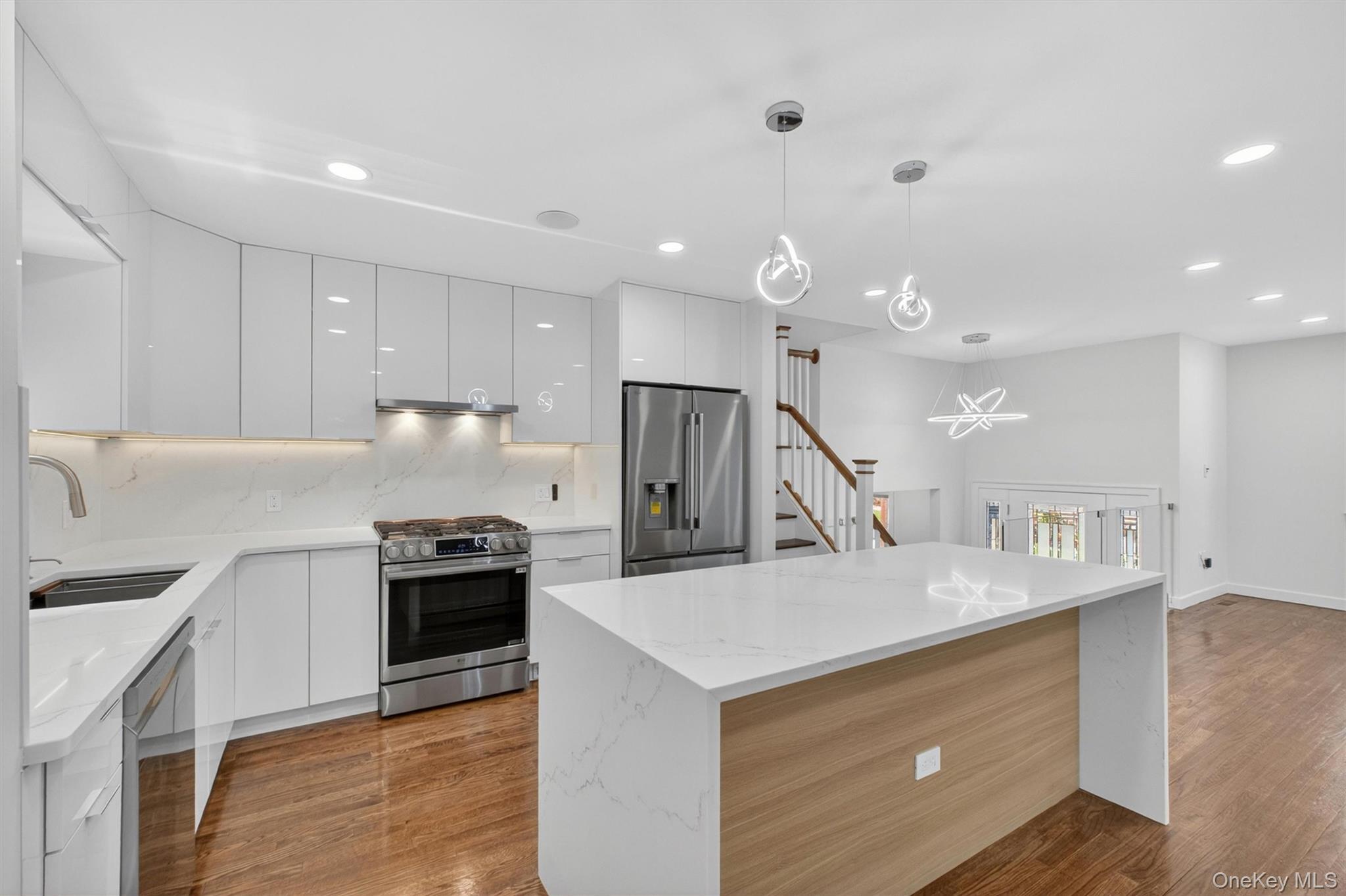 Single Family Buena Vista Westchester County, NY 10566, MLS-990105-13