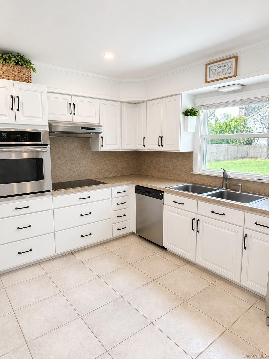 Single Family Public  Suffolk County, NY 11788, MLS-990121-8