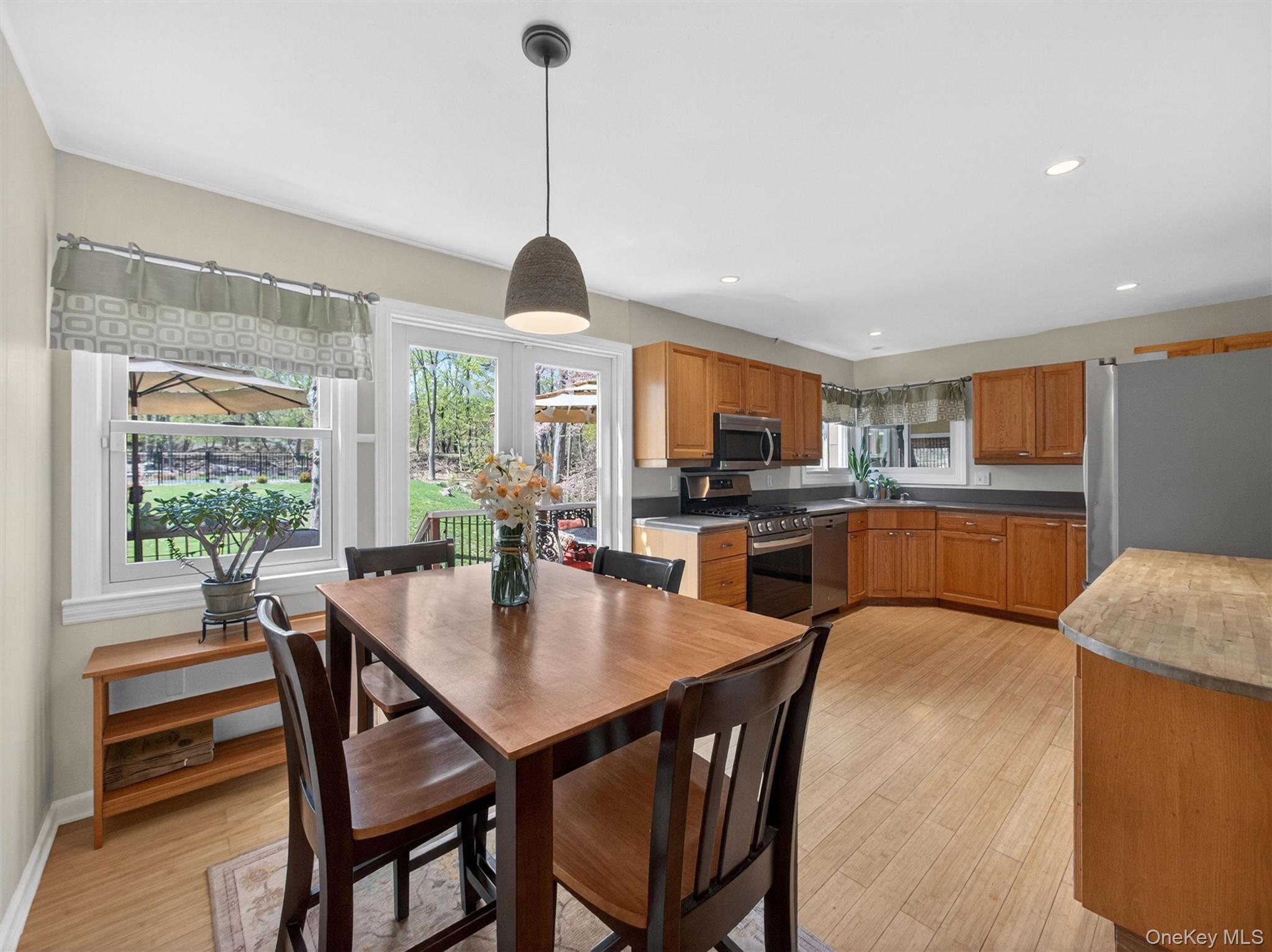 Single Family Greenbush  Rockland County, NY 10983, MLS-990130-7
