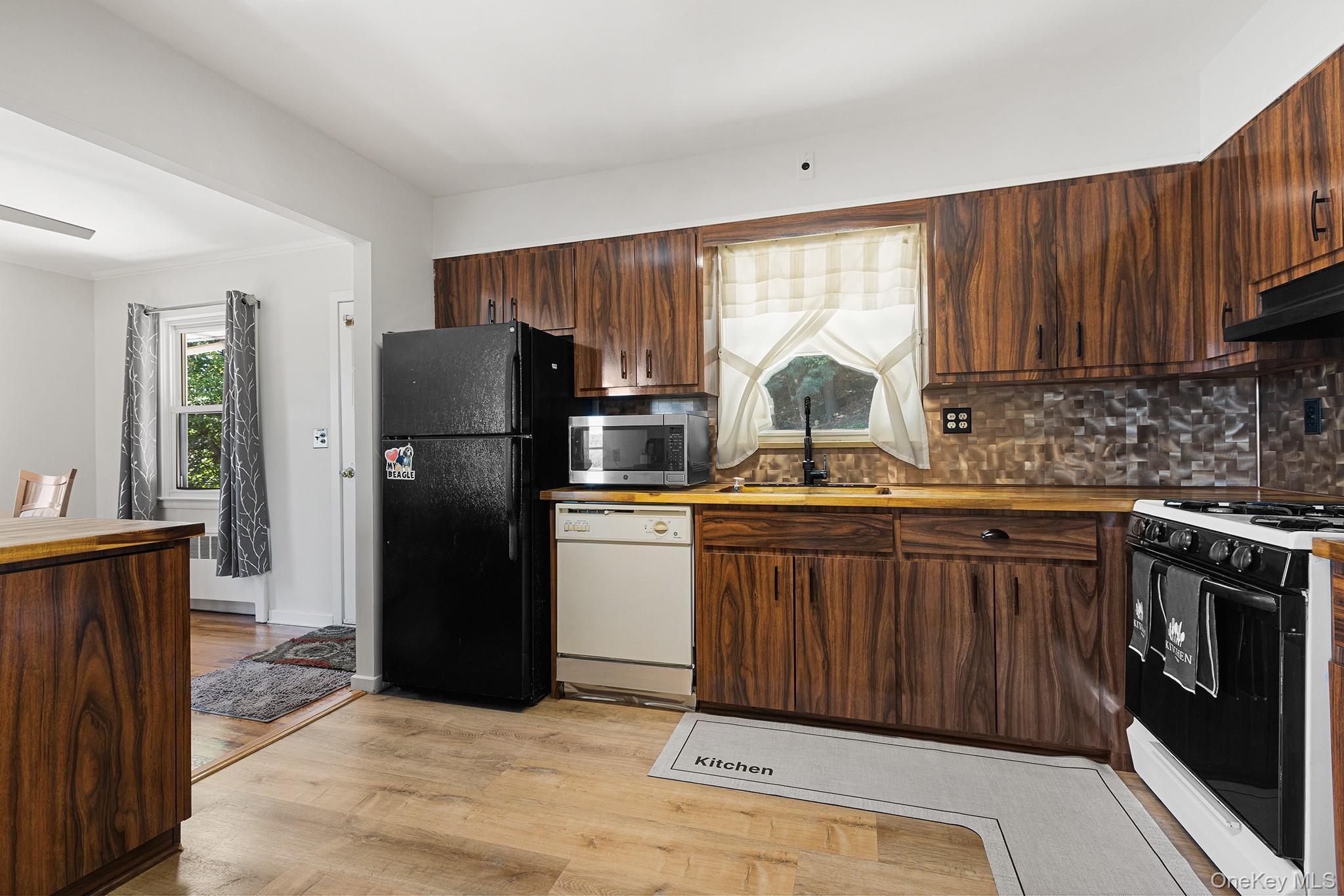 Single Family Homecrest  Westchester County, NY 10703, MLS-990131-8