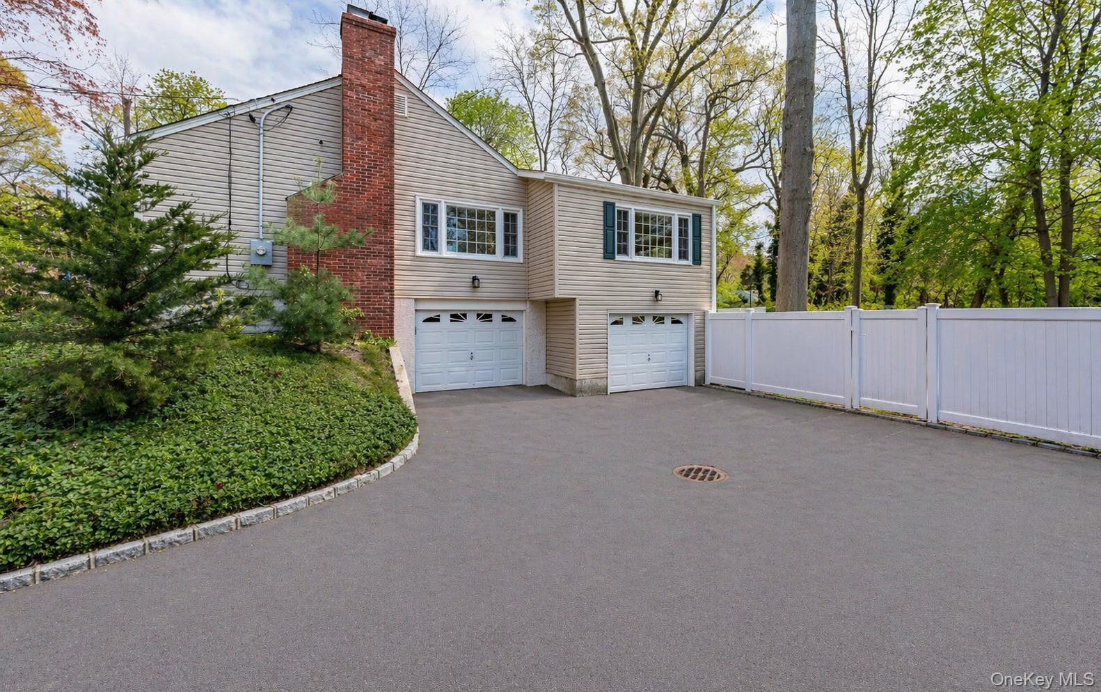 Single Family Huyler  Suffolk County, NY 11733, MLS-990135-27