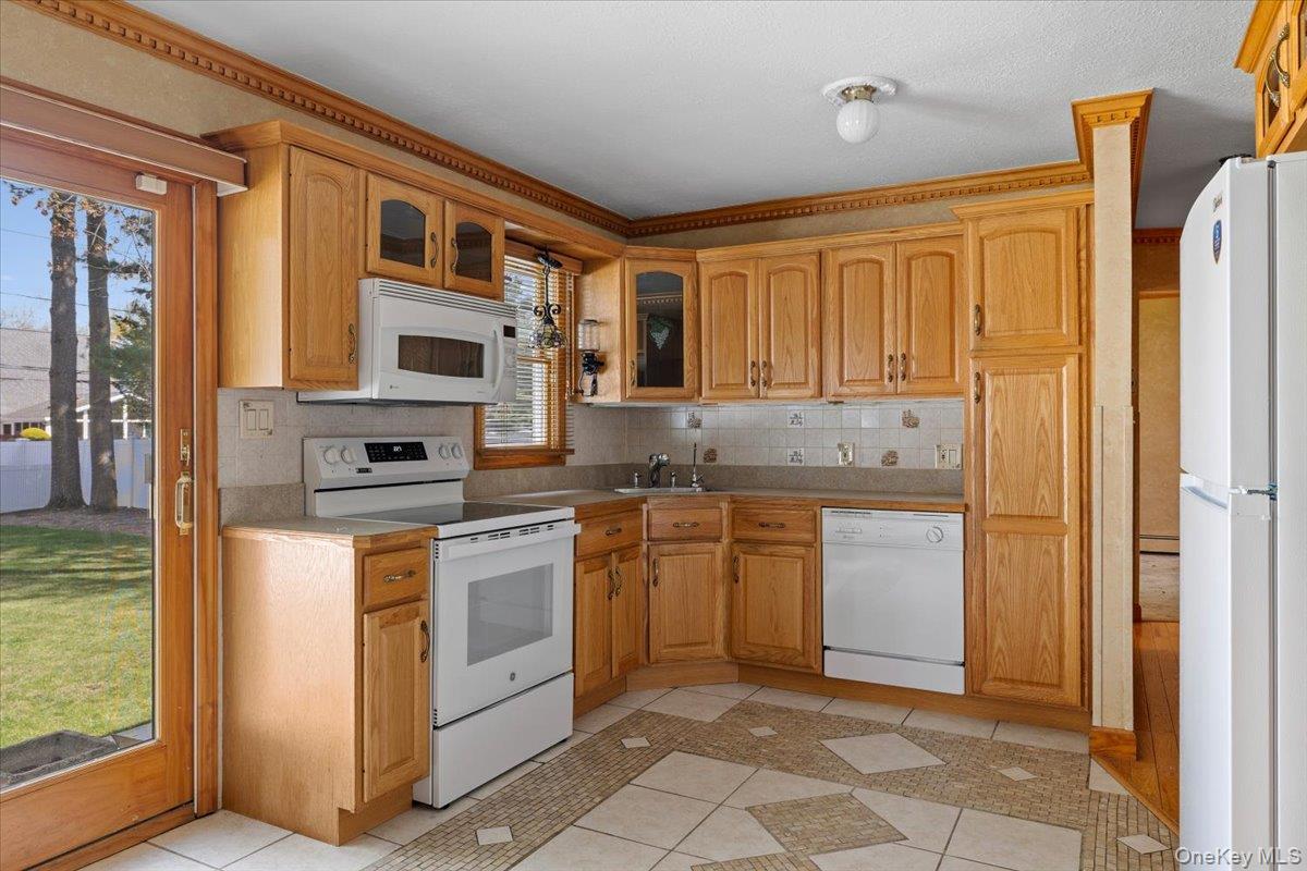 Single Family Louis  Nassau County, NY 11735, MLS-990141-11