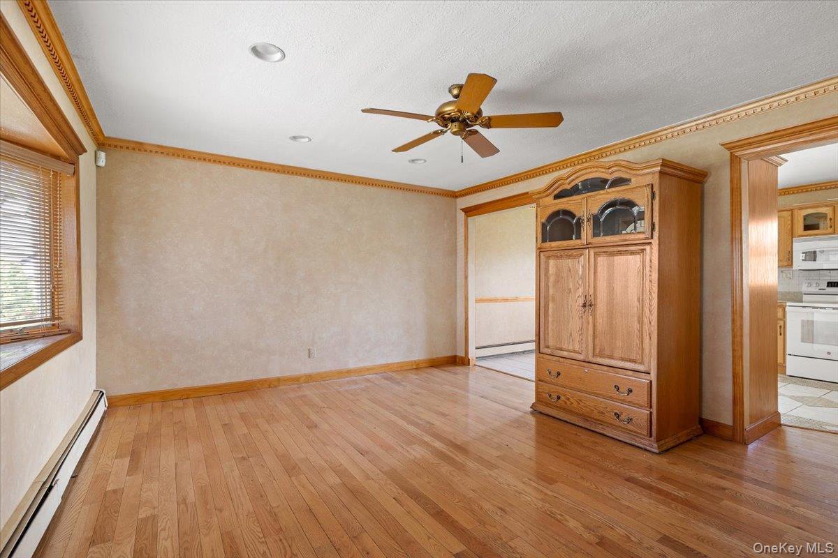 Single Family Louis  Nassau County, NY 11735, MLS-990141-4